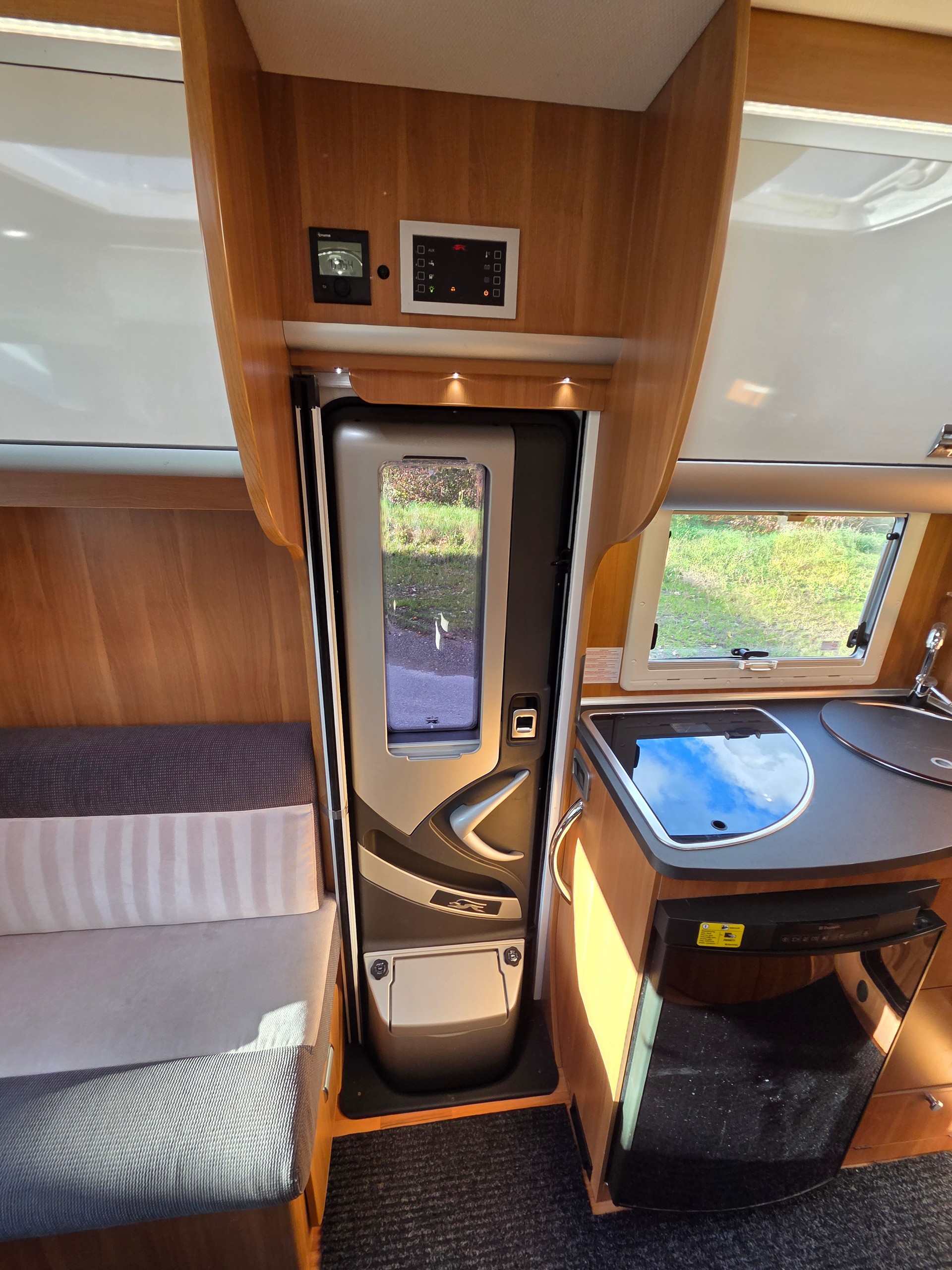 LAIKA Laika Ecovip 309 I Fiat Ducato 2.3 150PS I AUTOMATIK I Längsbetten-image-13