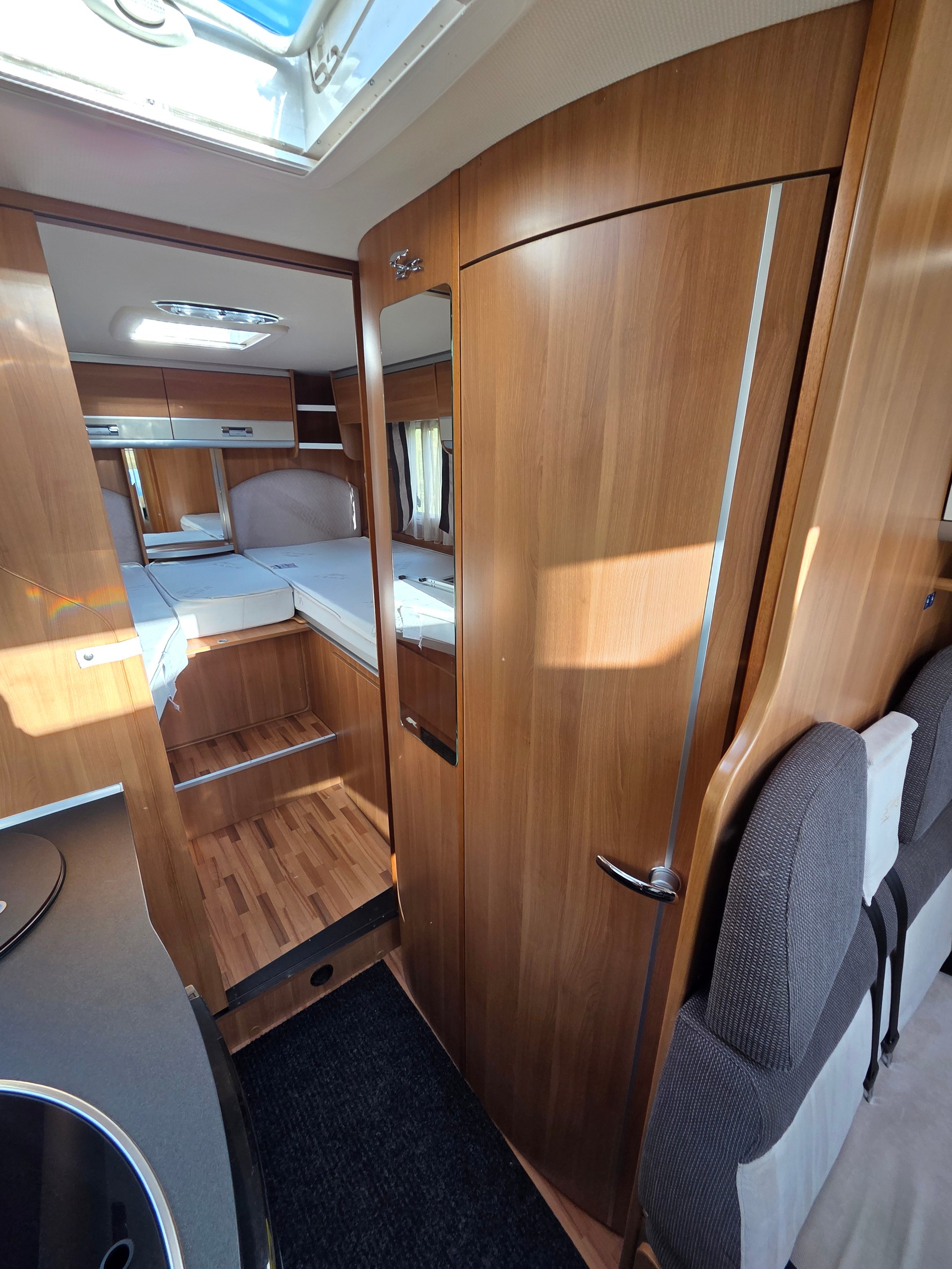 LAIKA Laika Ecovip 309 I Fiat Ducato 2.3 150PS I AUTOMATIK I Längsbetten-image-17