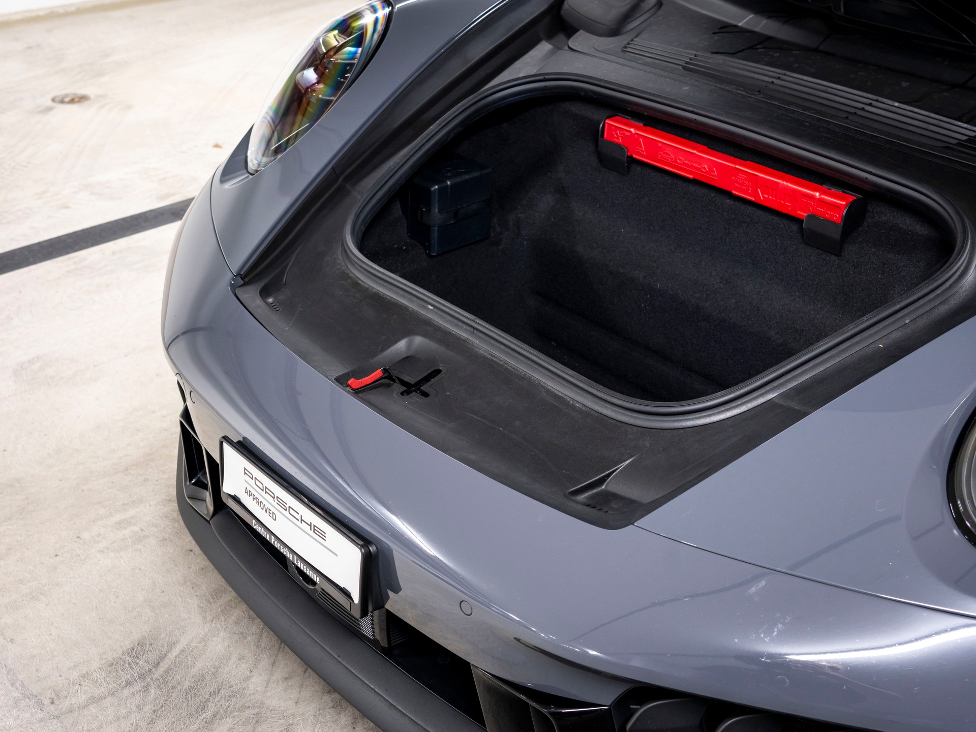PORSCHE 911 Targa 4 GTS PDK-image-9