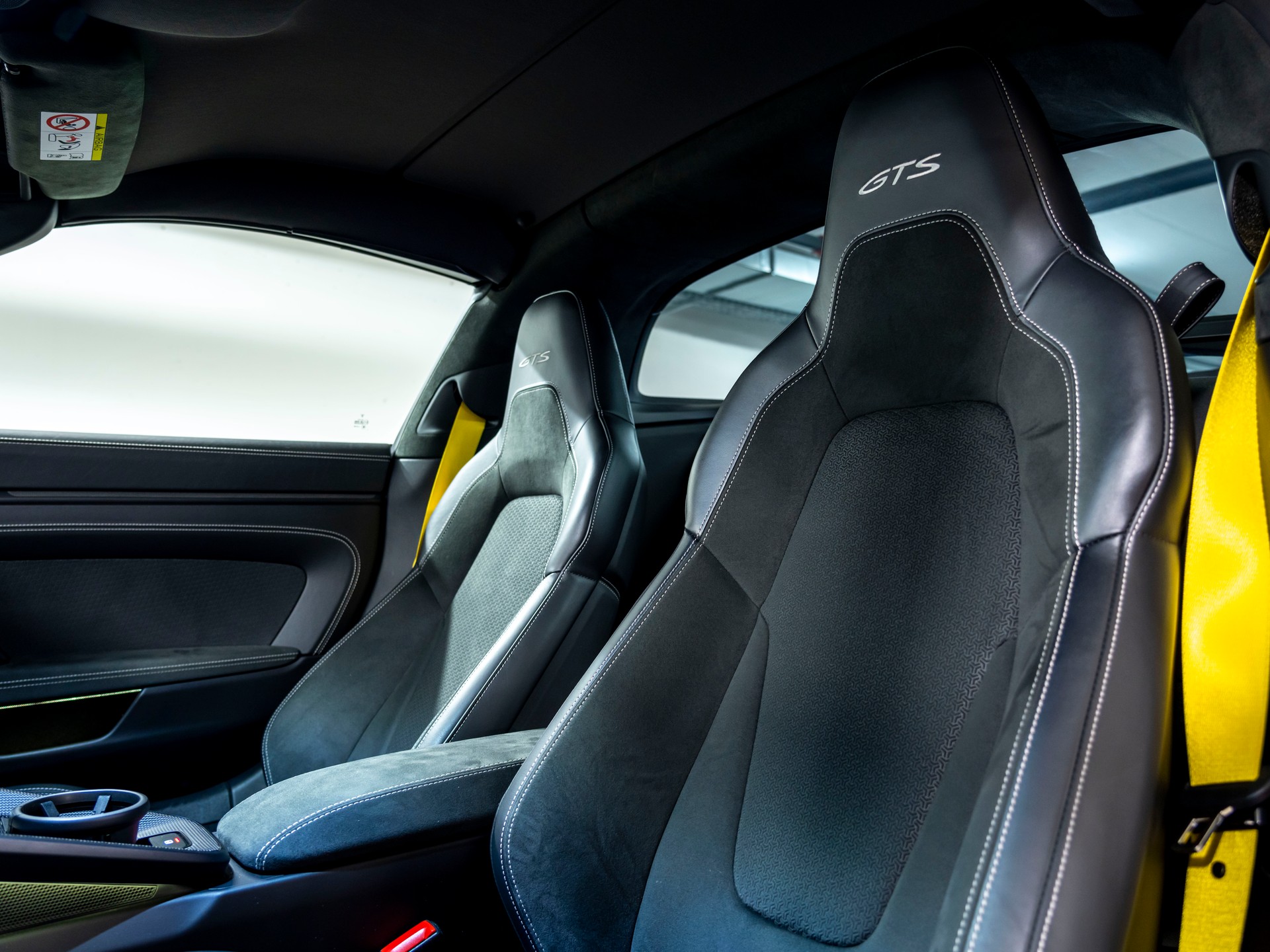 PORSCHE 911 Targa 4 GTS PDK-image-13