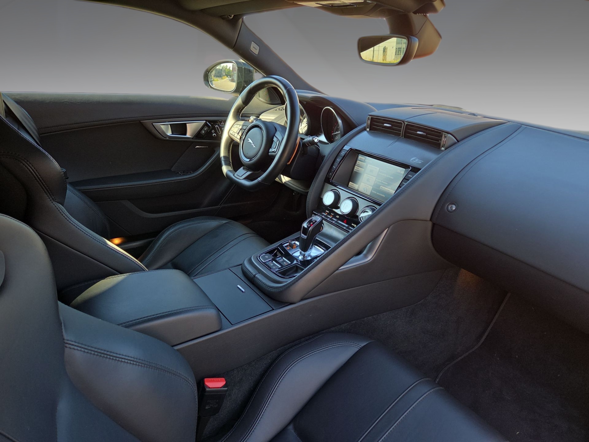JAGUAR F-Type Coupé S 3.0 V6 S/C-image-11