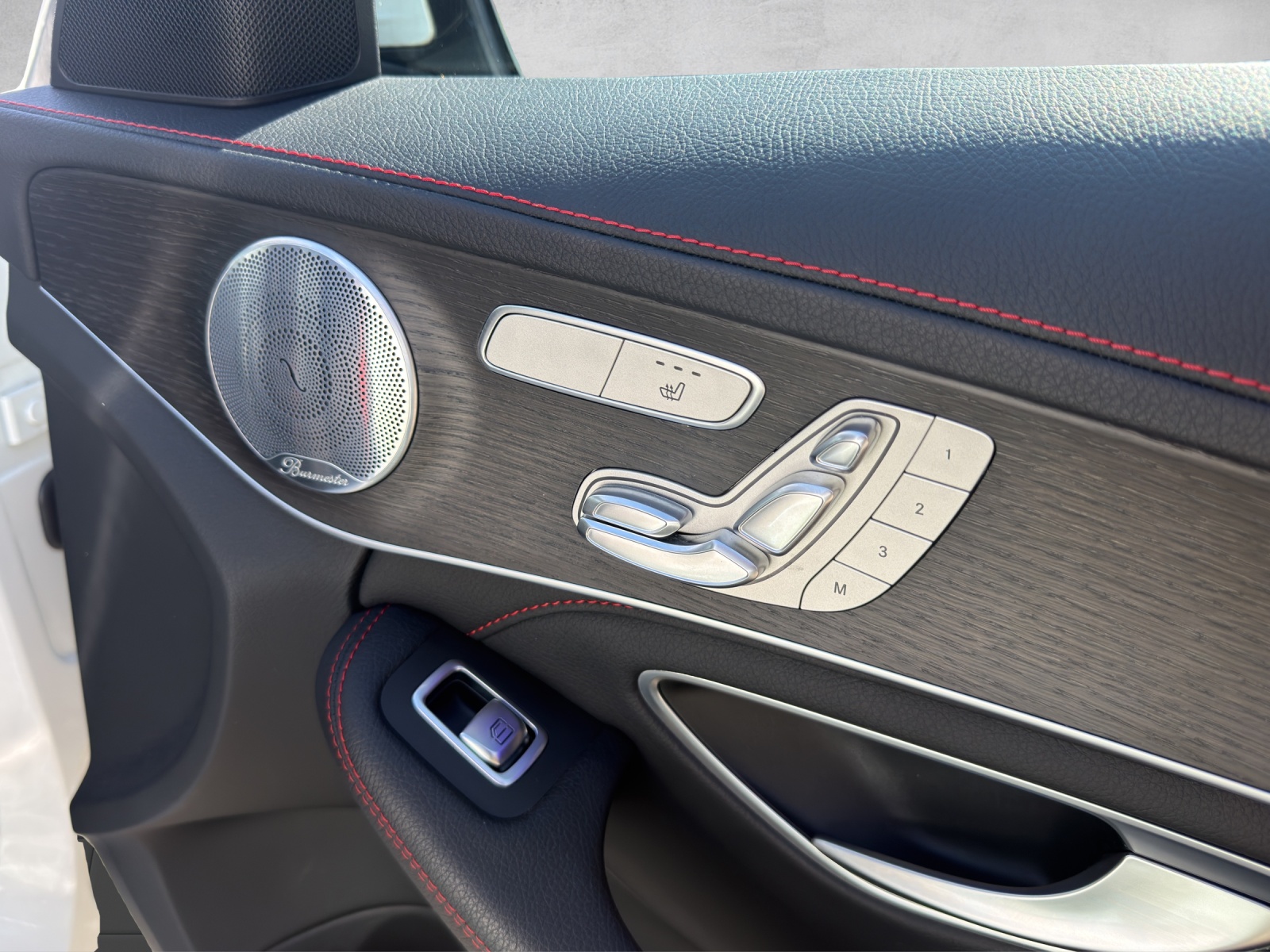 MERCEDES-BENZ C 43 AMG 4Matic 9G-Tronic-image-15