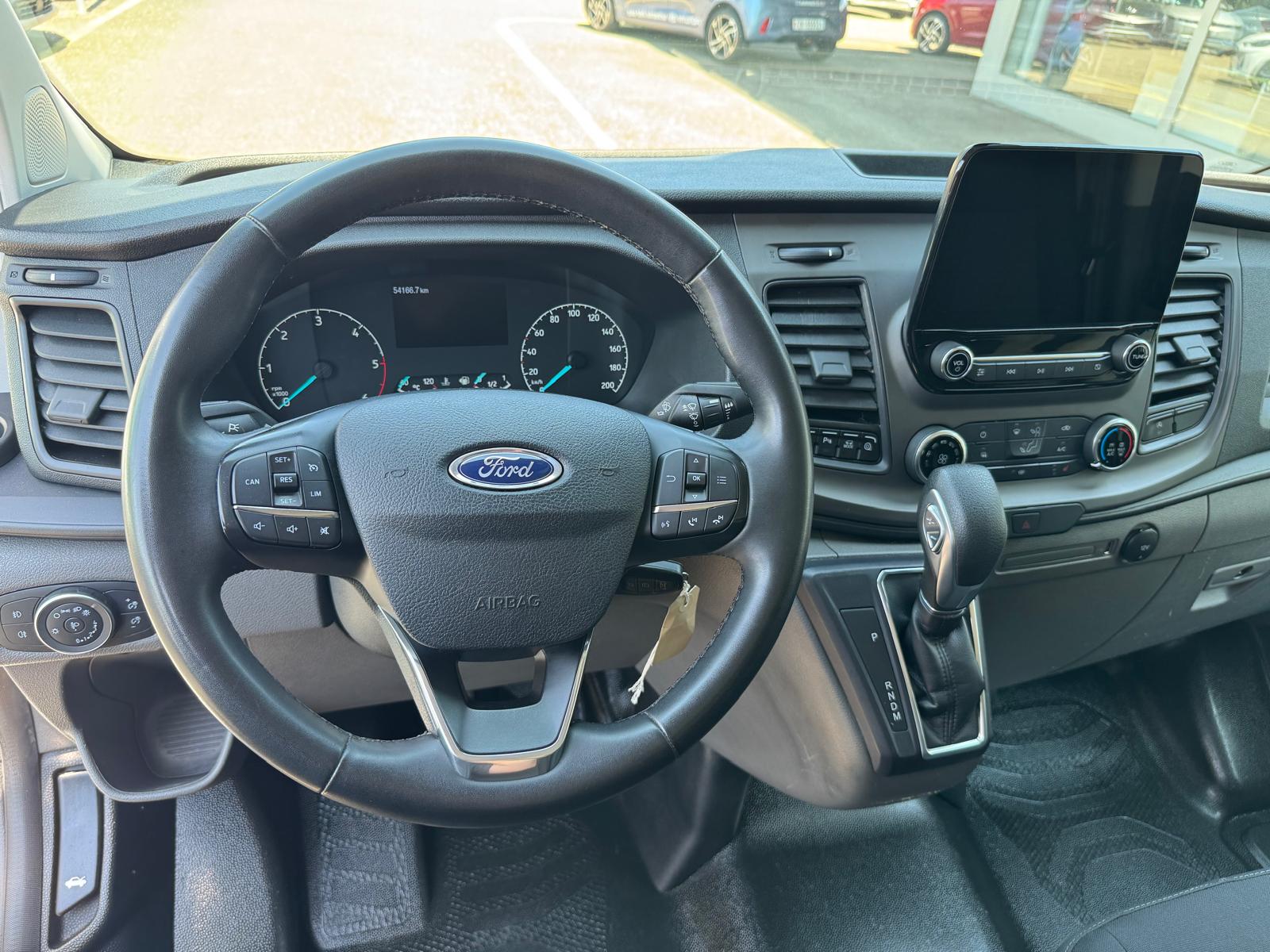 FORD Transit Cust 300 L1 Tre A-showroom-element-2
