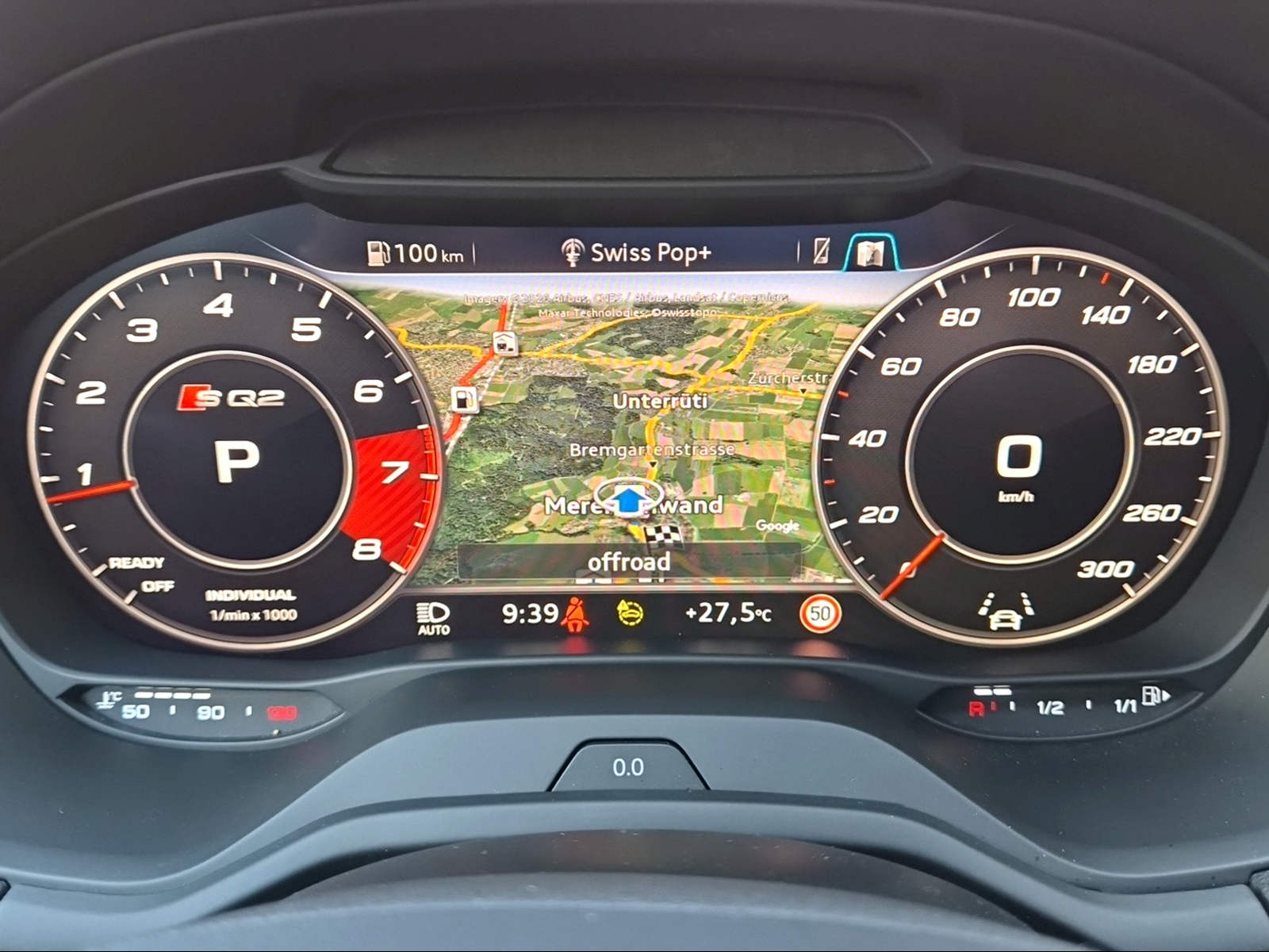 AUDI SQ2 TFSI quattro S-tronic Gletscherweiss Metallic-image-10