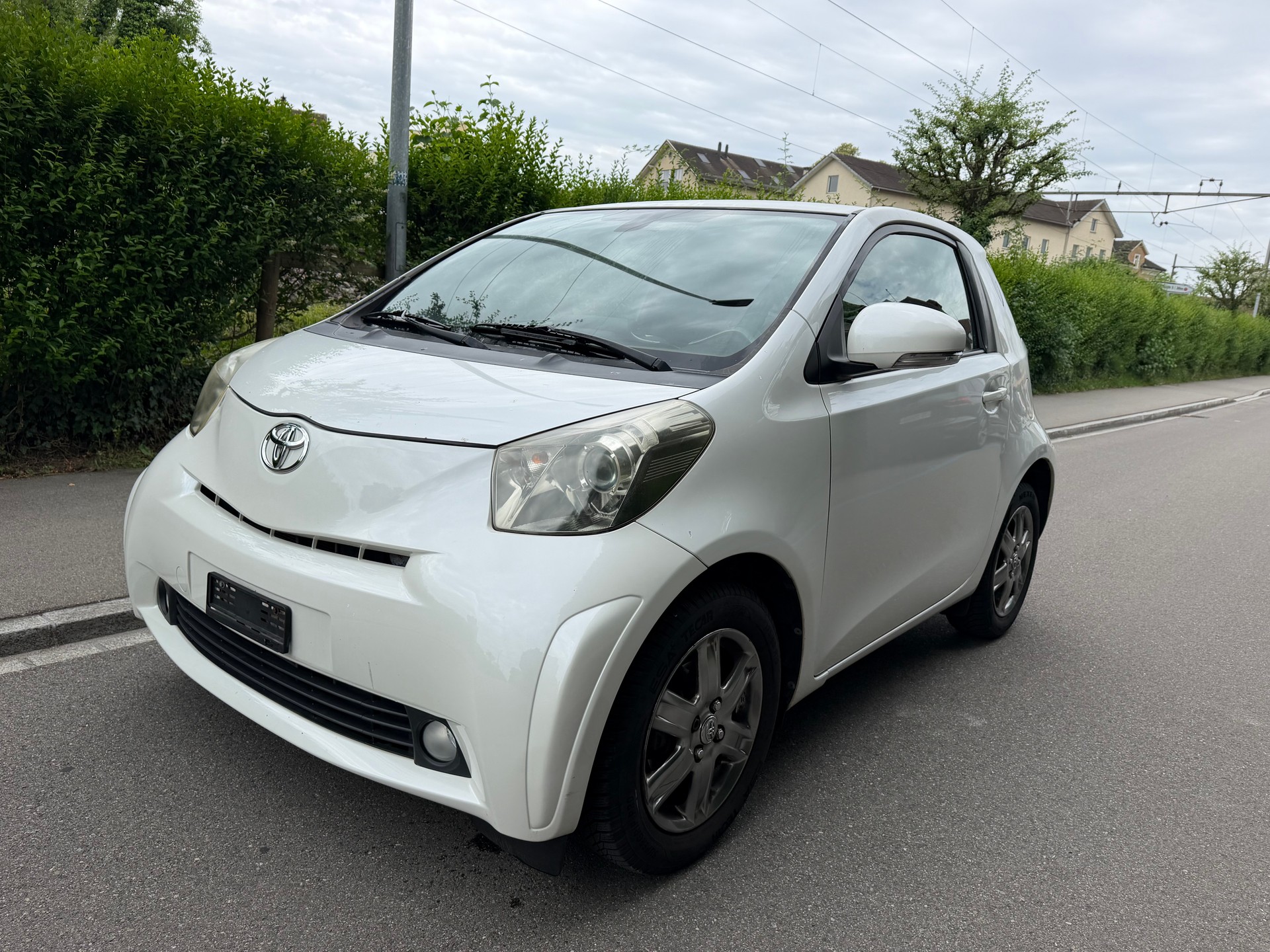 TOYOTA iQ 1.0 VVT-i Multidrive-image-6