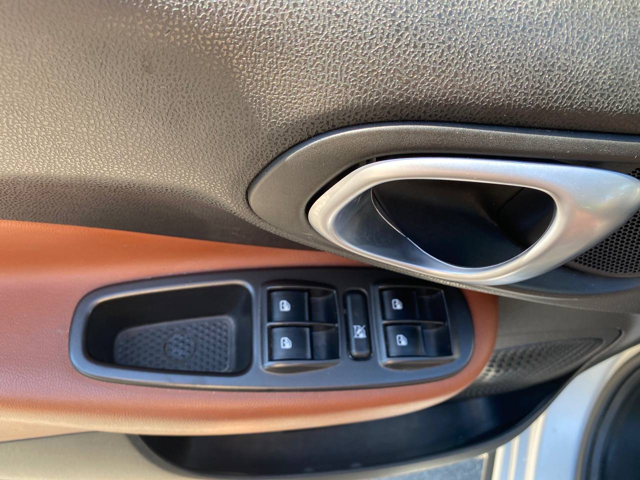 FIAT 500L 1.4 TB 16V Lounge-image-17