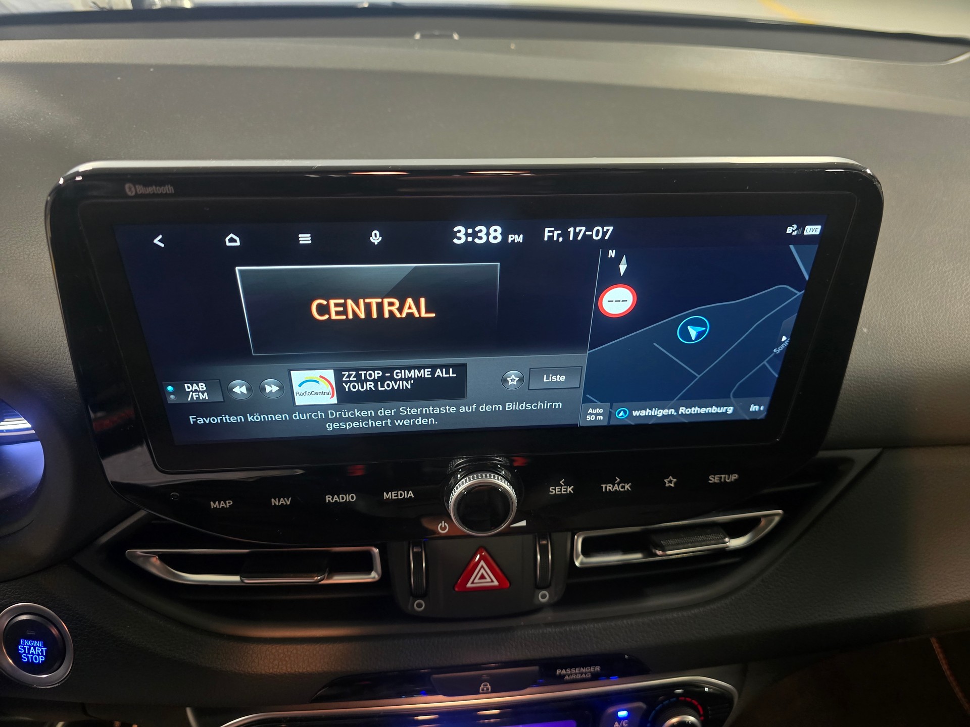HYUNDAI i30 1.5 T-GDi N Line Lux.pack 48V MH DCT CH-FAHRZEUG-image-14