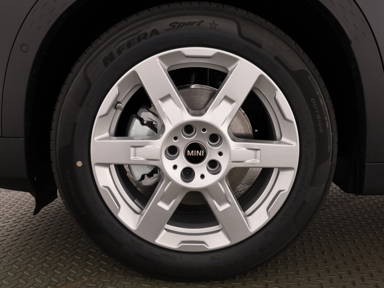 MINI Countryman E-image-22