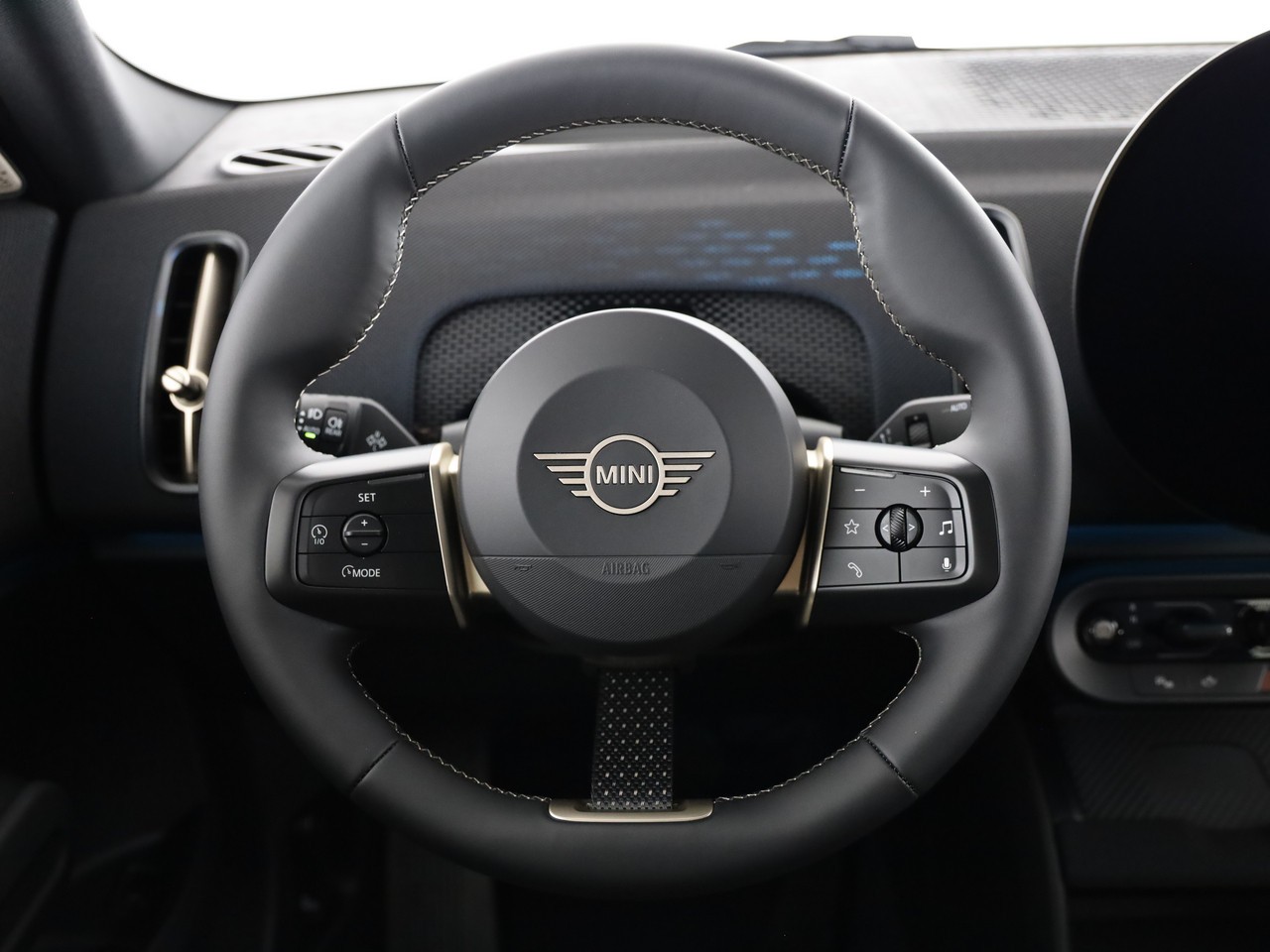 MINI Countryman E-image-17
