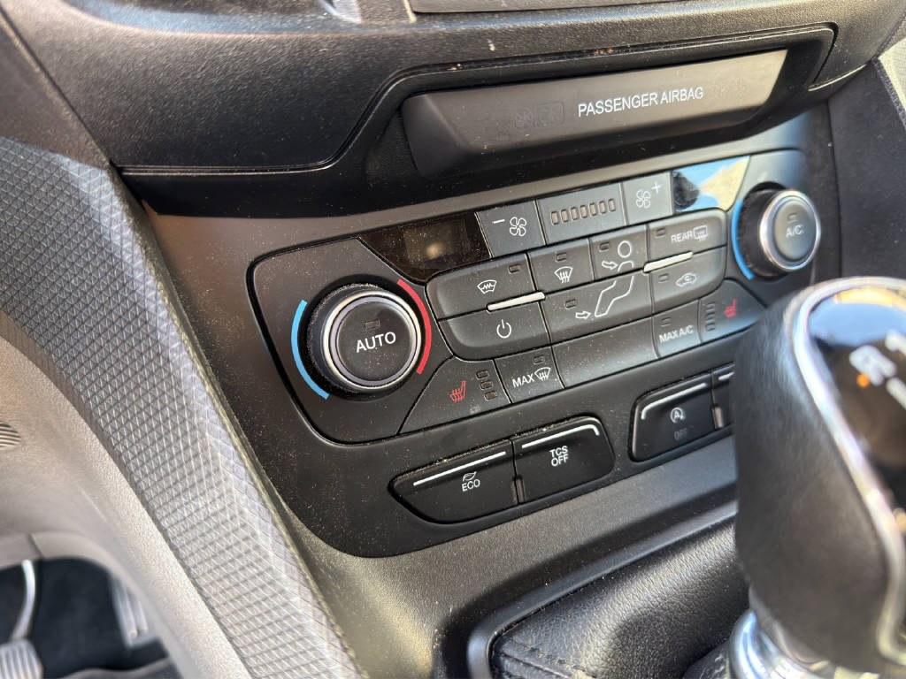 FORD TOURNEO Connect 1.0 EcoB 100 Trend-image-11