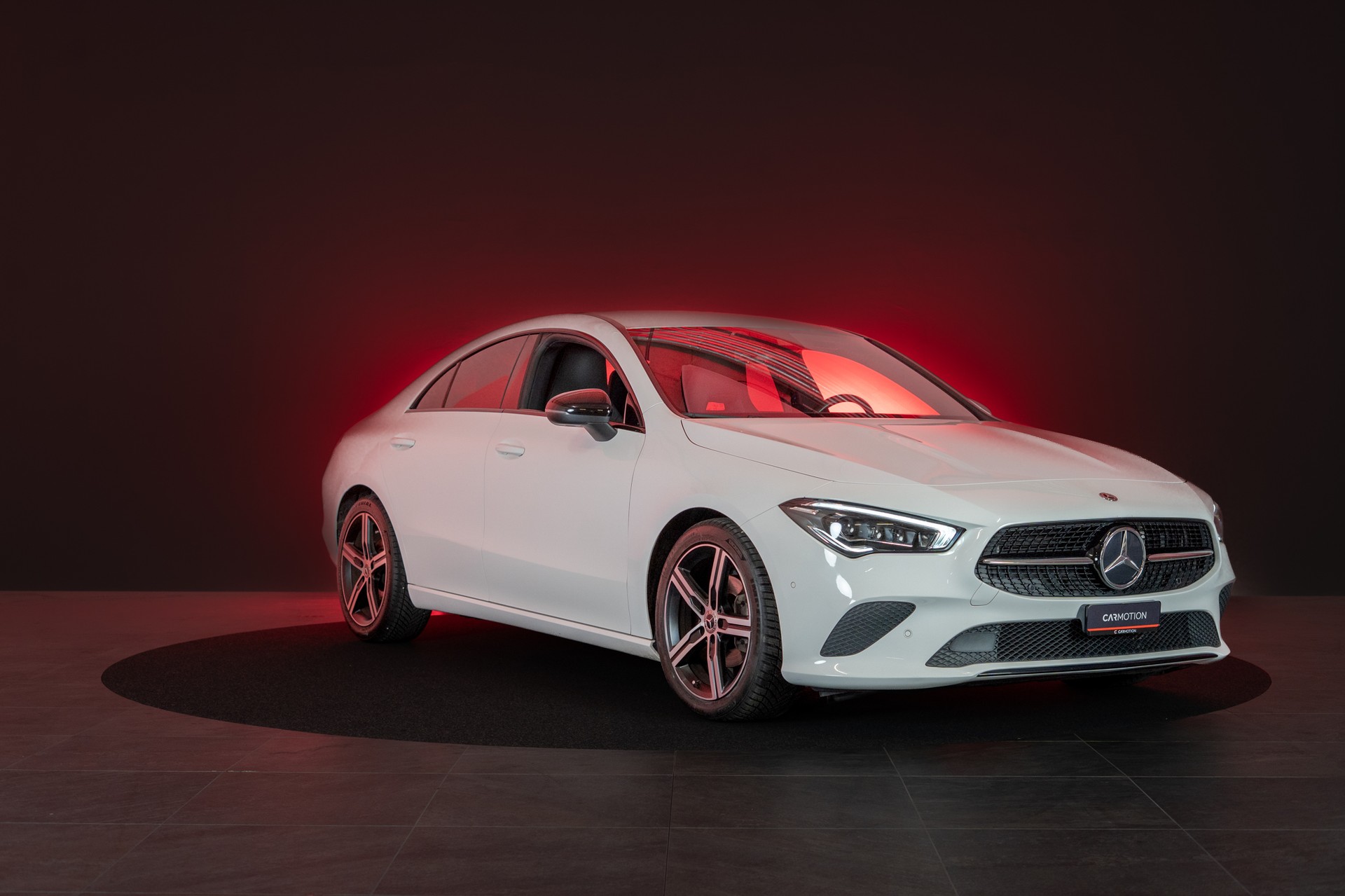 MERCEDES-BENZ CLA 180 Progressive / CH-Fahrzeug / Leder-Sitze / Rückfahrkamera-showroom-element-2