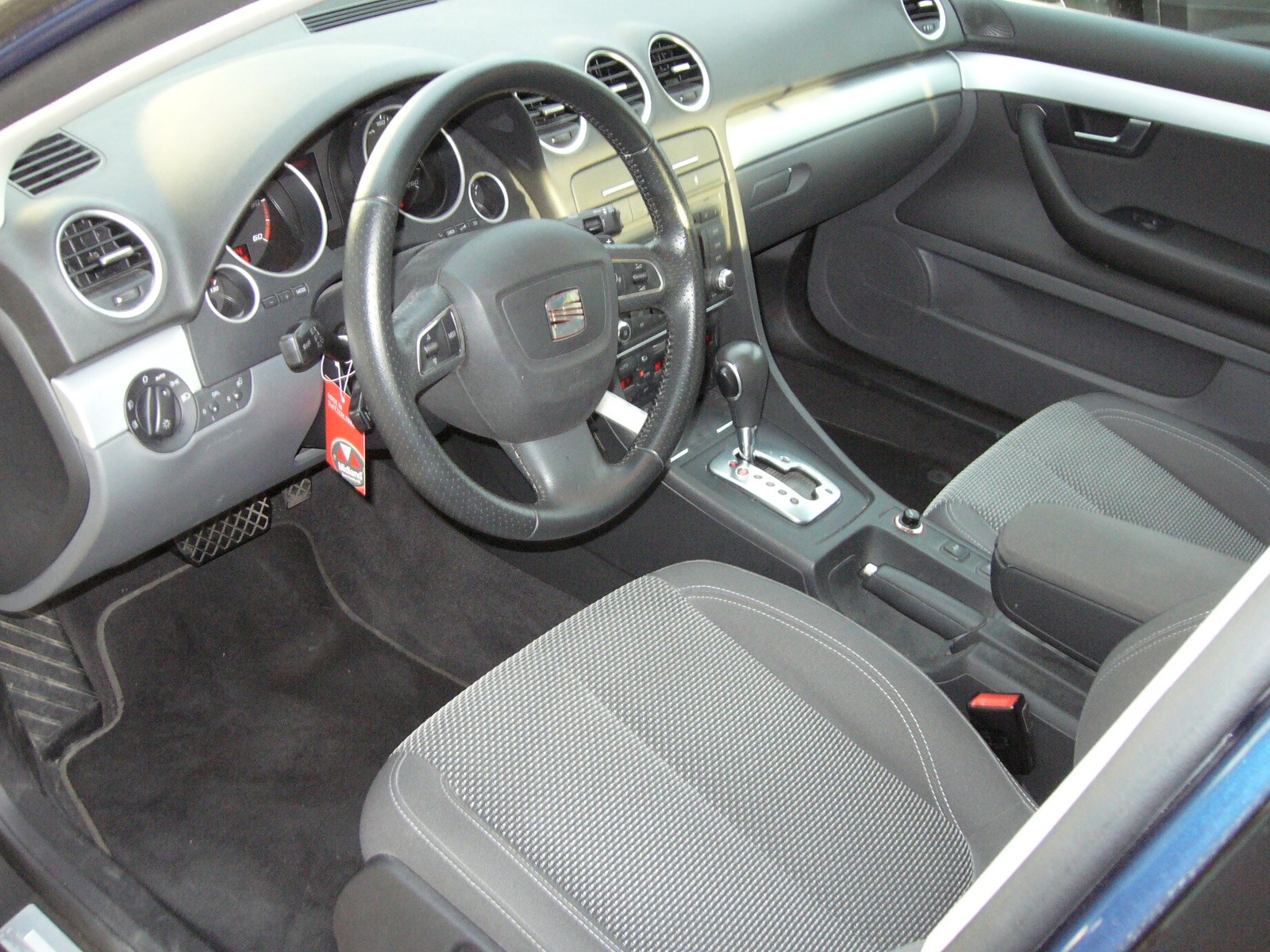 SEAT Exeo ST 2.0 TDI Style multitronic-image-4