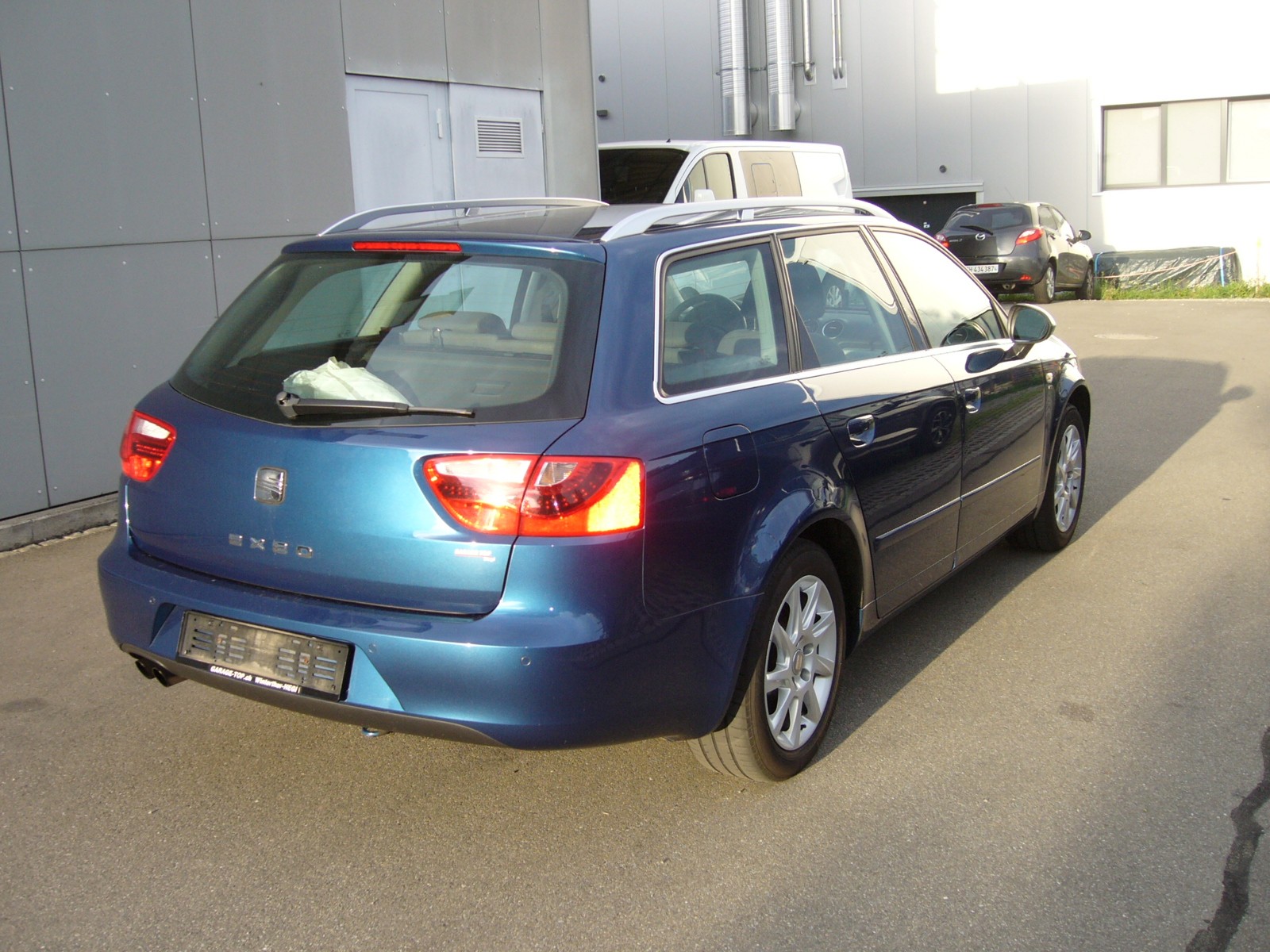 SEAT Exeo ST 2.0 TDI Style multitronic-showroom-element-2