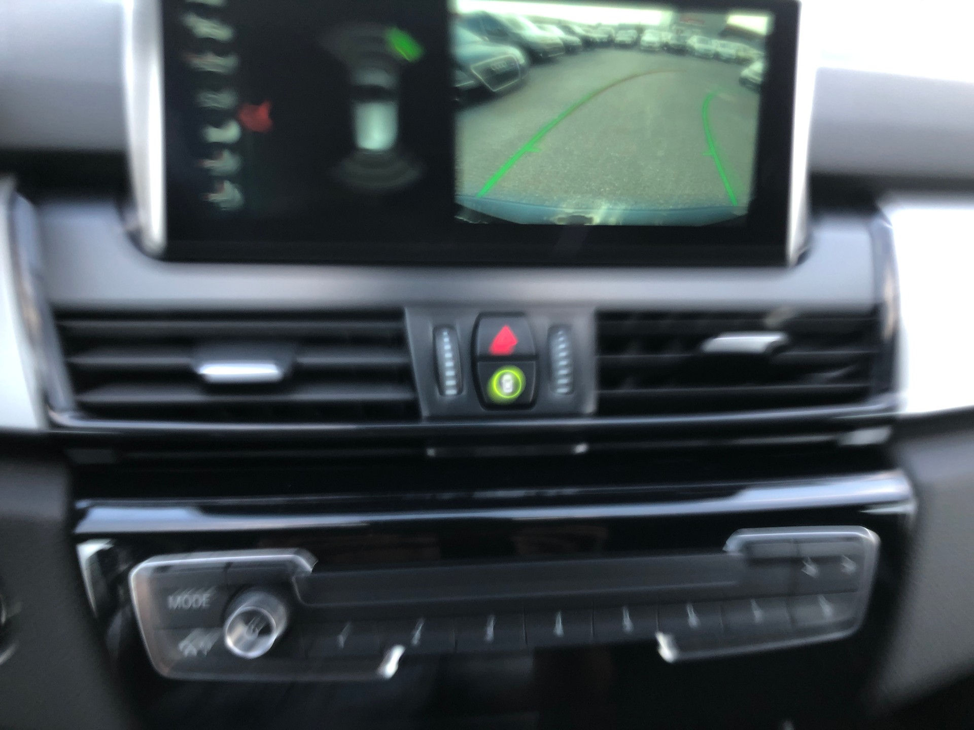 BMW 218d xDrive Active Tourer Steptronic-image-7