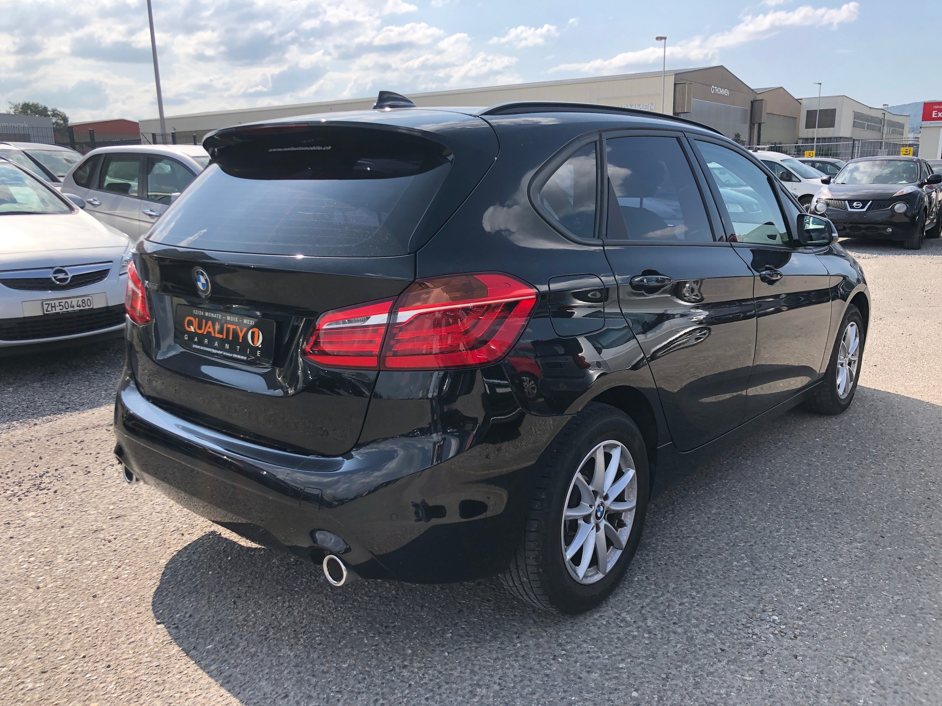 BMW 218d xDrive Active Tourer Steptronic-showroom-element-3