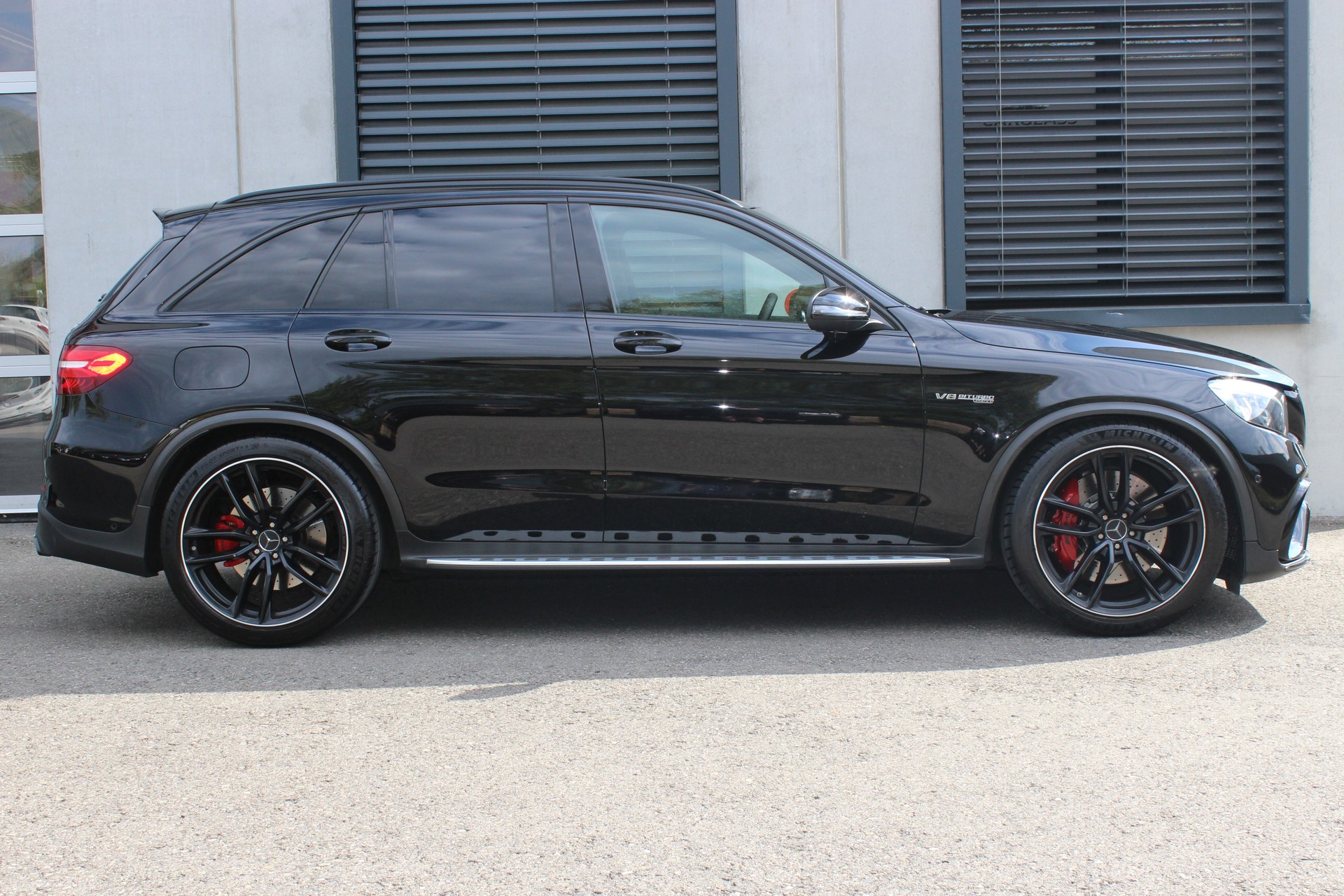 MERCEDES-BENZ GLC 63 S AMG 4Matic+ 9G-Tronic-image-2