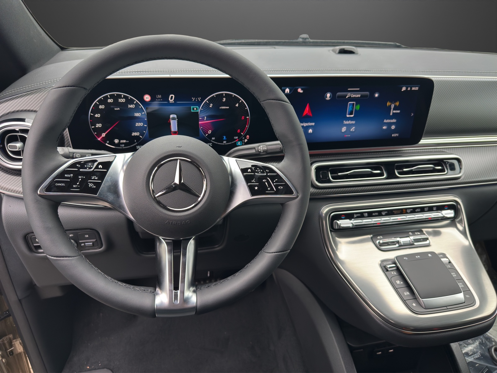 MERCEDES-BENZ V 300 d lang 4Matic Exclusive 9G-Tronic-image-8