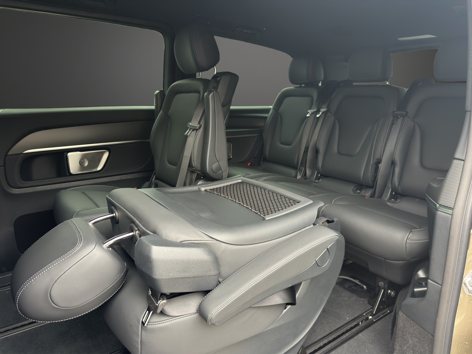 MERCEDES-BENZ V 300 d lang 4Matic Exclusive 9G-Tronic-image-11