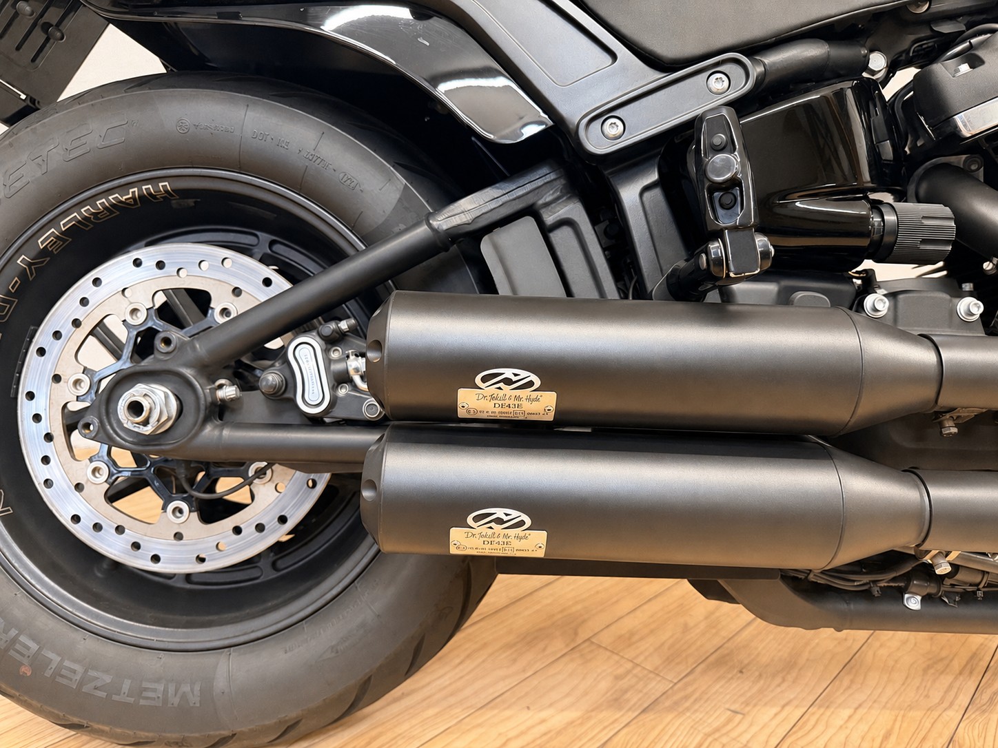 HARLEY-DAVIDSON FXFBS Fat Bob 114 ABS-image-8