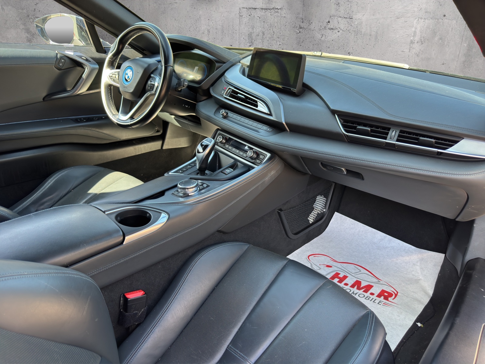BMW i8 Coupé-image-8
