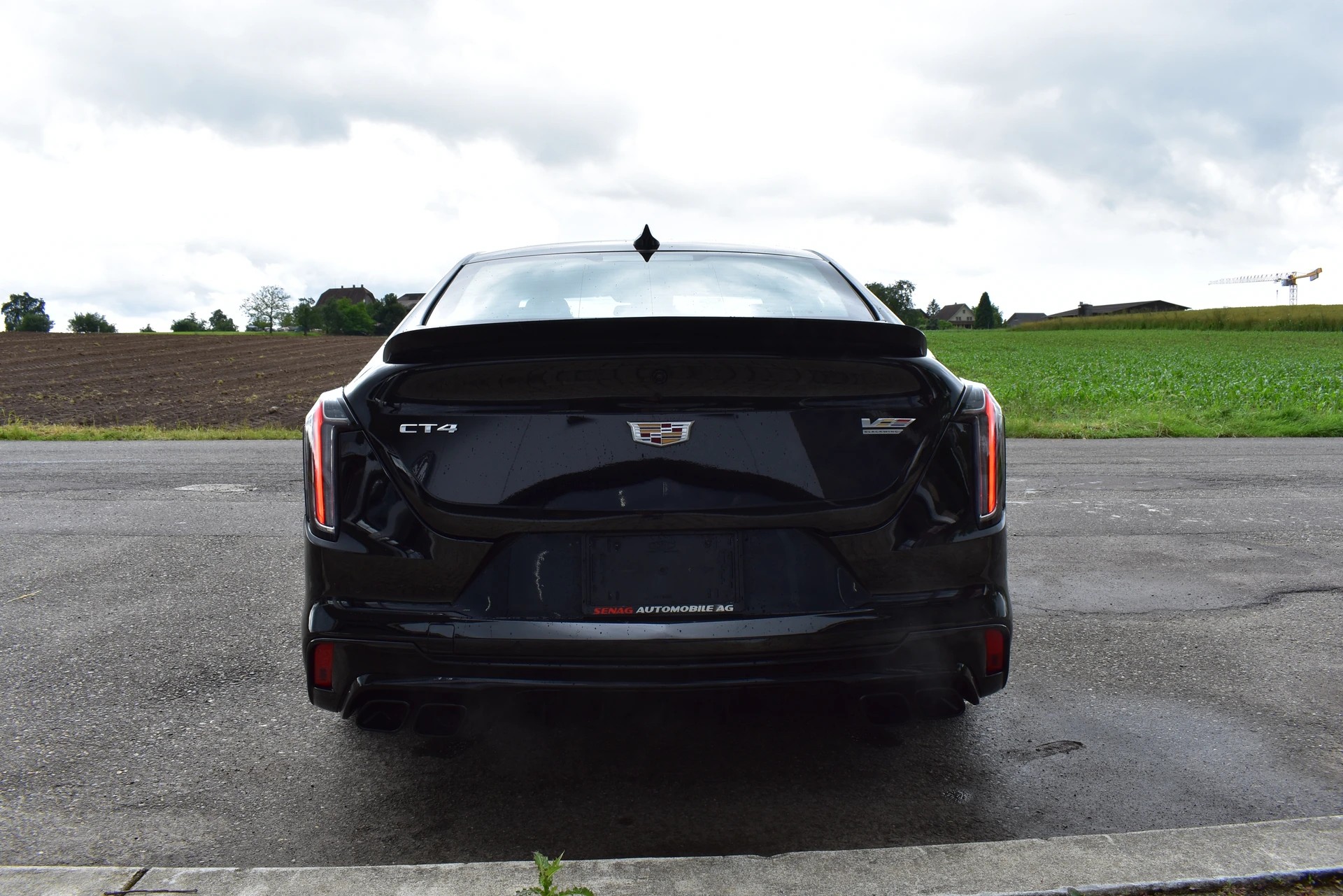 CADILLAC CT4 Blackwing-image-6