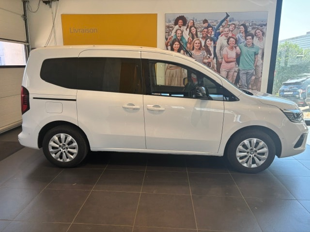 RENAULT Kangoo 1.3 TCe 100 PF Equilibre-showroom-element-1