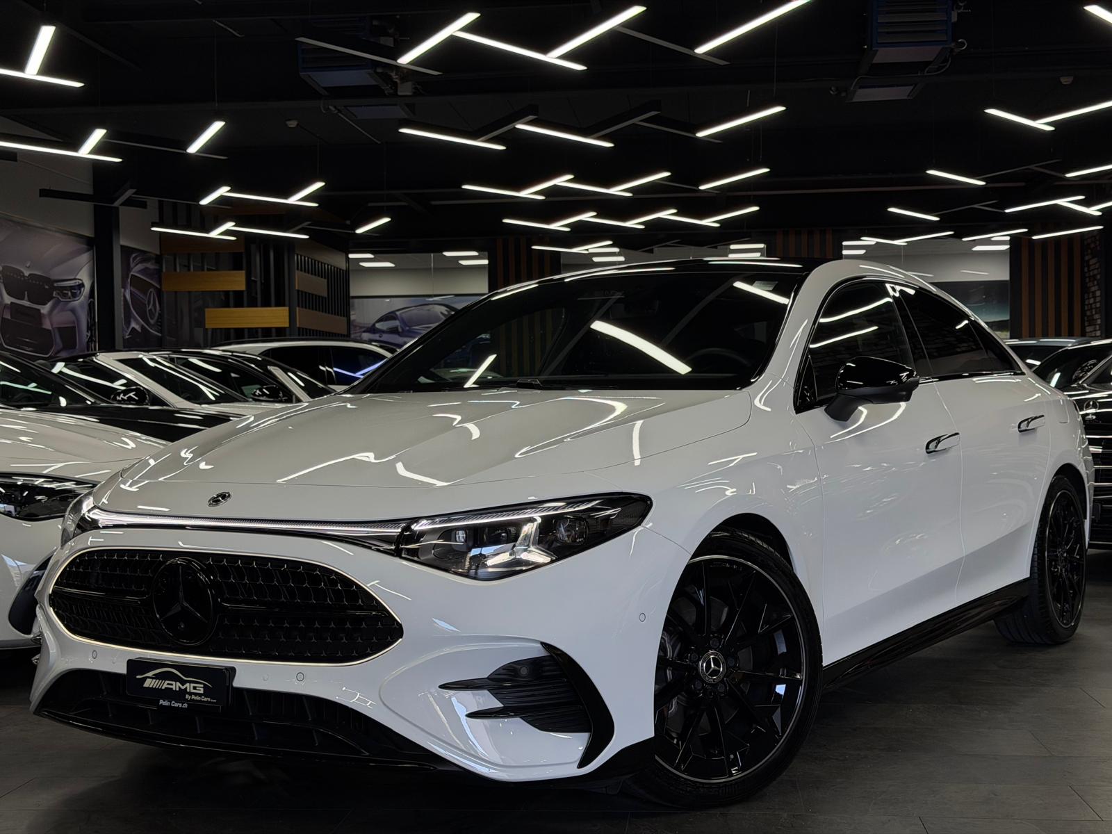 MERCEDES-BENZ CLA 200 AMG Line Limited White&Black Performance 5 Jahre Werksgarantie & Gratisservice 8G-DCT-showroom-element-1