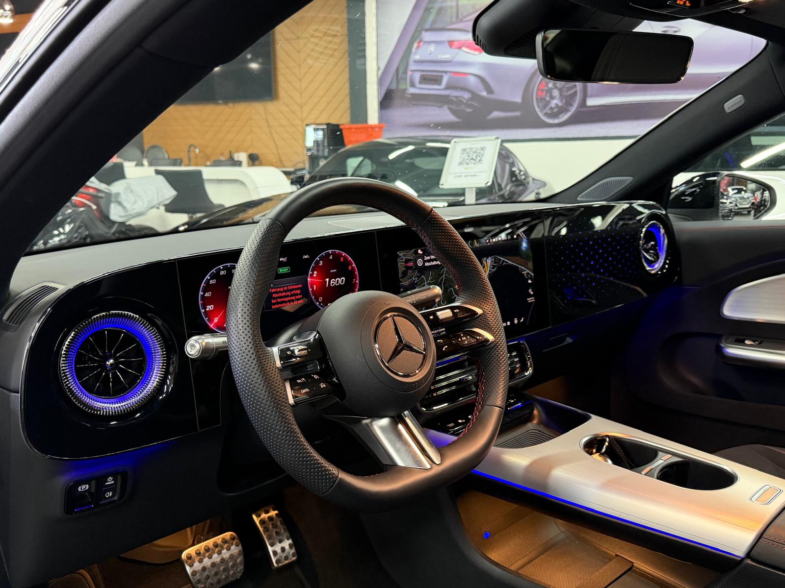 MERCEDES-BENZ CLA 200 AMG Line Limited White&Black Performance 5 Jahre Werksgarantie & Gratisservice 8G-DCT-image-8