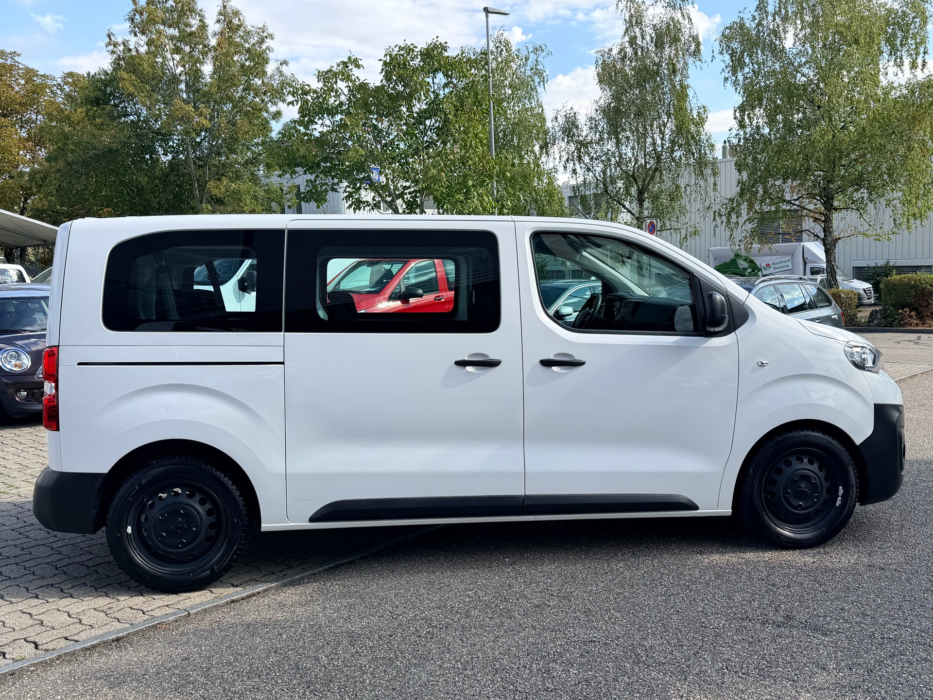 PEUGEOT Expert 1.5 BlueHDi 120 Standard-showroom-element-1
