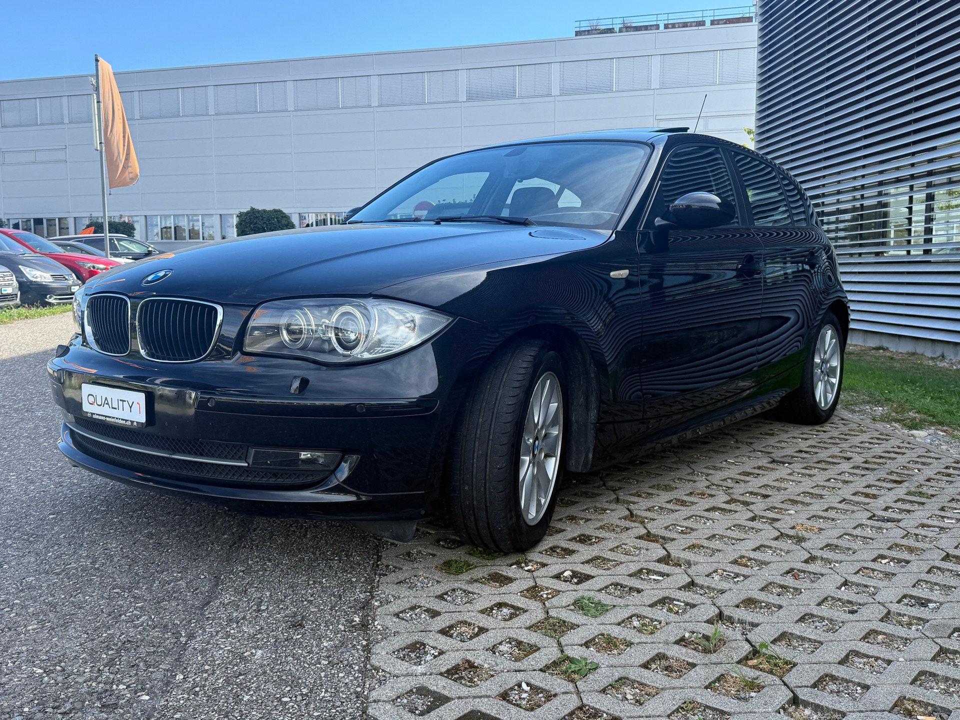 BMW 118d Access Steptronic-image-4
