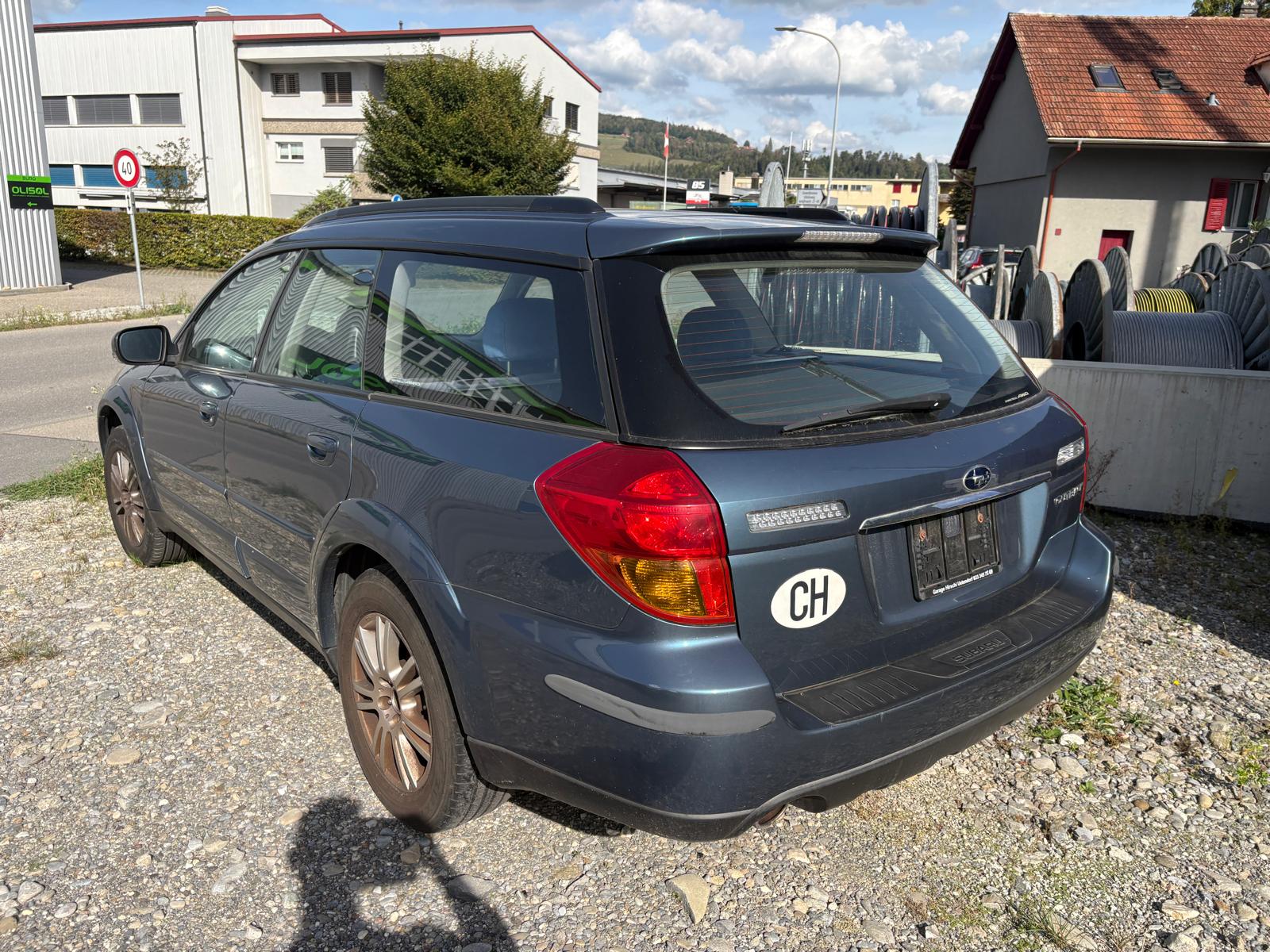 SUBARU Outback 2.5i AWD-showroom-element-3