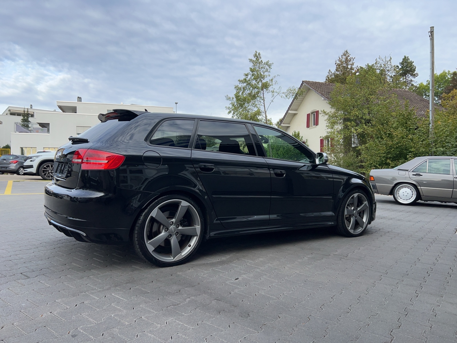 AUDI RS3 Sportback 2.5 TFSI quattro S-tronic-showroom-element-3