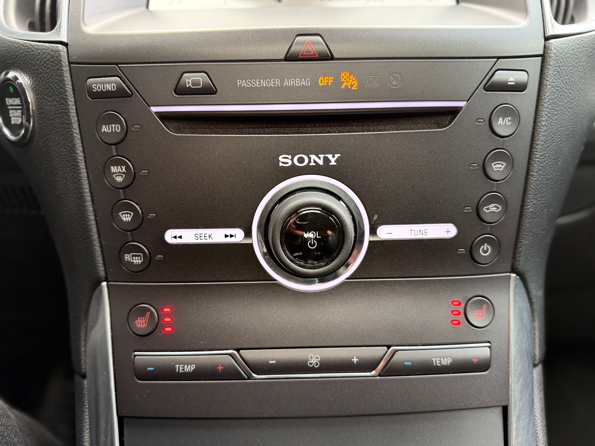 FORD S-Max 2.0 TDCi Trend AWD PoweShift * 7 Plätzer *-image-14