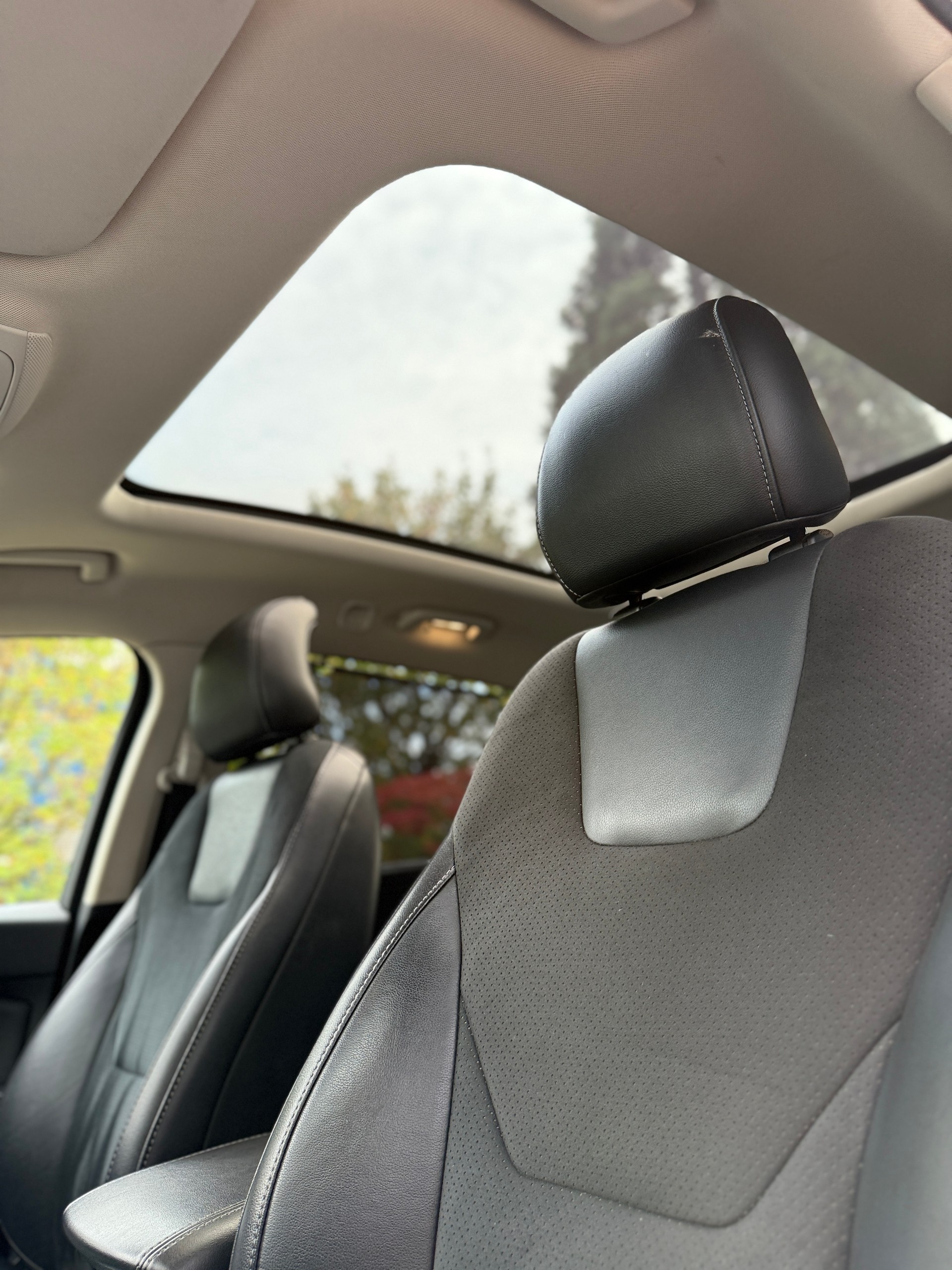 FORD S-Max 2.0 TDCi Trend AWD PoweShift * 7 Plätzer *-image-10