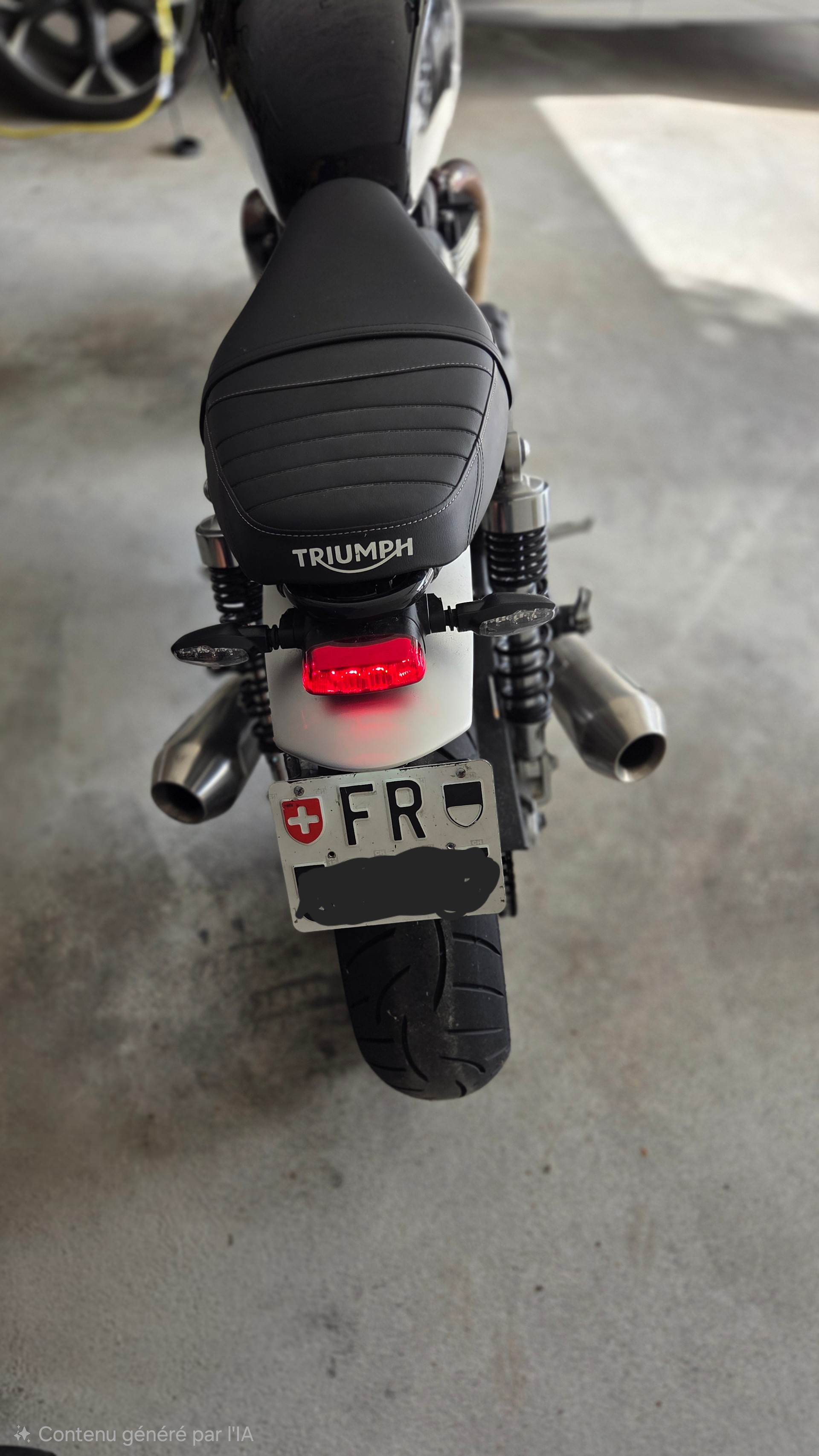 TRIUMPH Speed Twin 1200-image-5