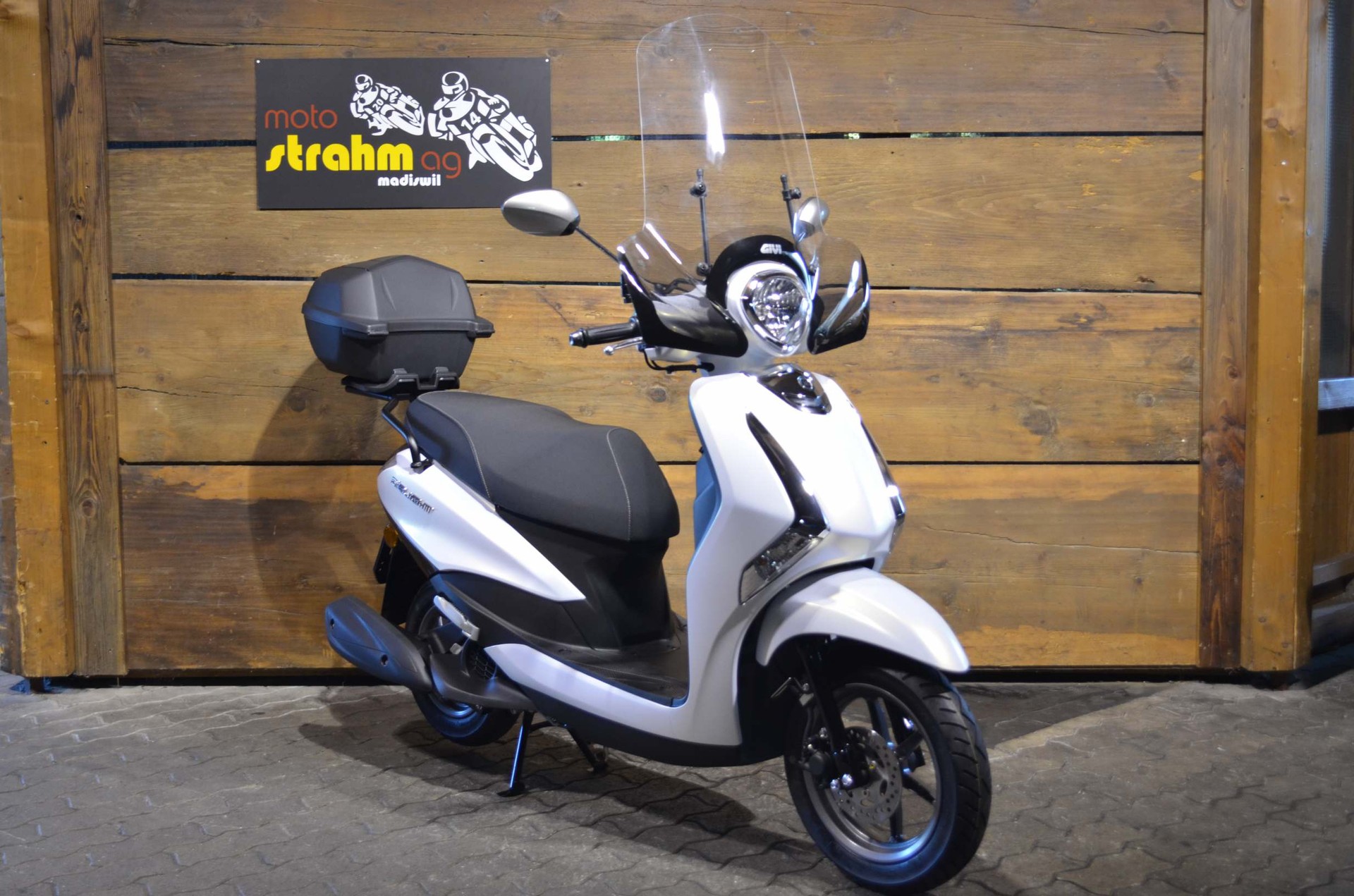 YAMAHA XC D'elight 125-image-0