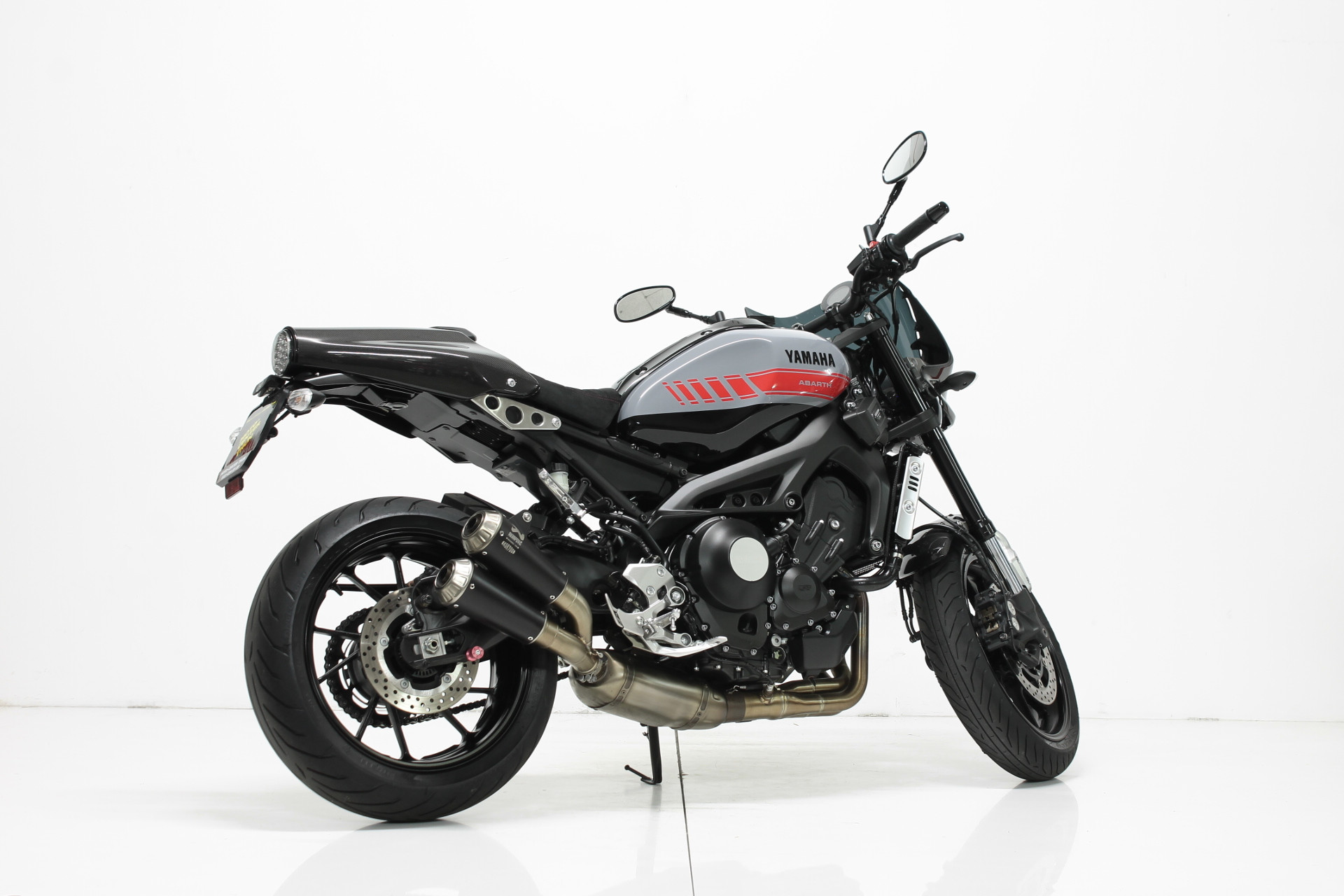 YAMAHA XSR 900 Abarth-image-7