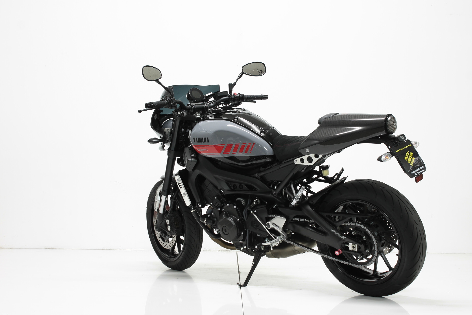 YAMAHA XSR 900 Abarth-image-3