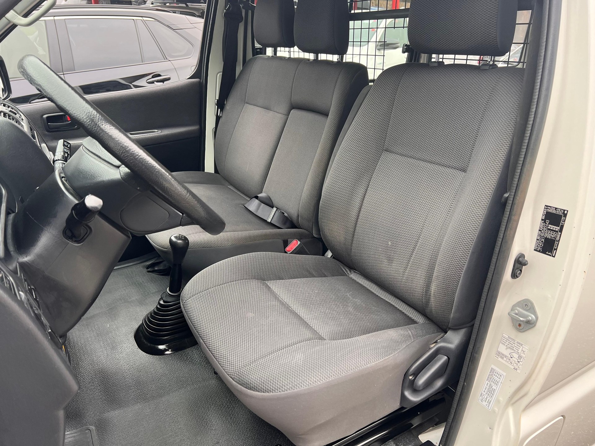 TOYOTA HI-ACE HIACE Kaw. 2.5 D-4D 4T.-image-9