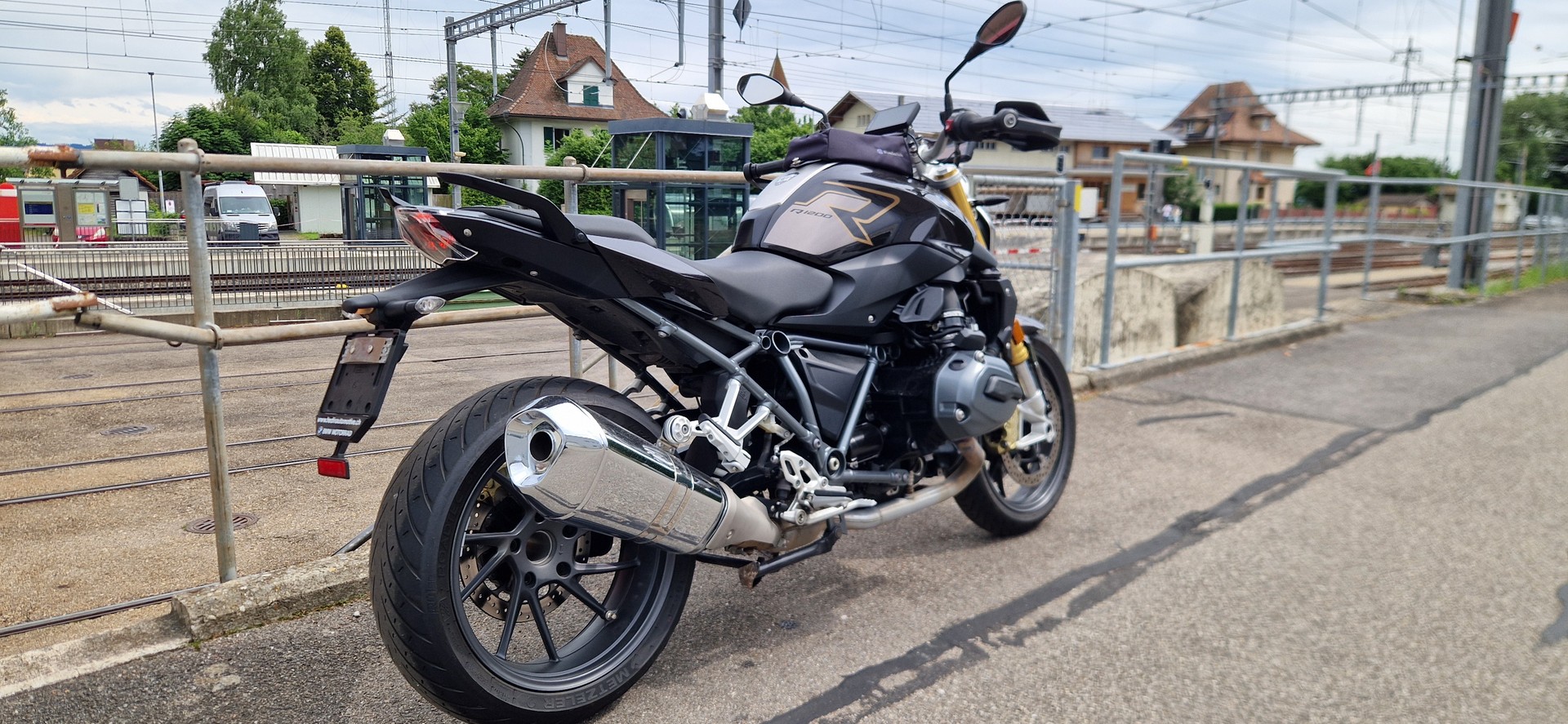 BMW R 1200 R ABS-image-2