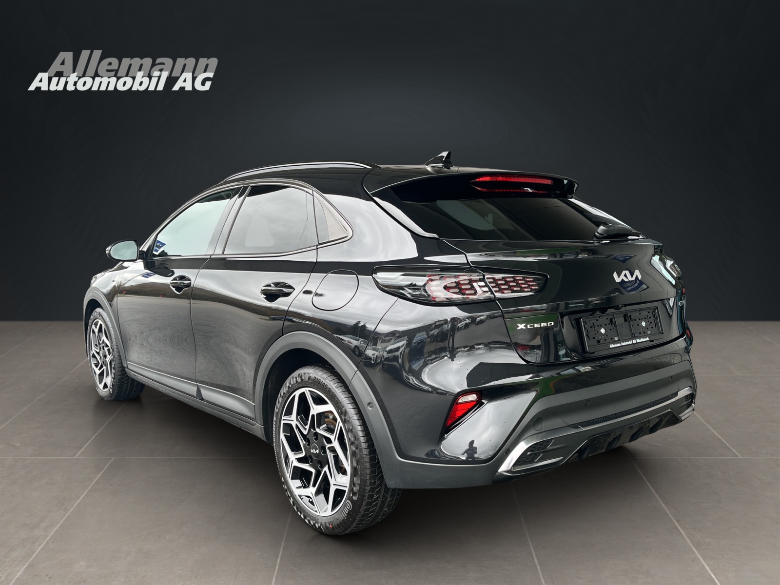 KIA XCeed 1.5 T-GDi GT-Line-image-3