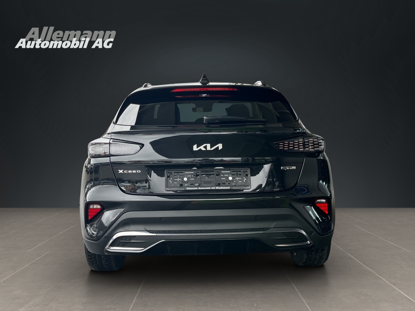KIA XCeed 1.5 T-GDi GT-Line-image-4
