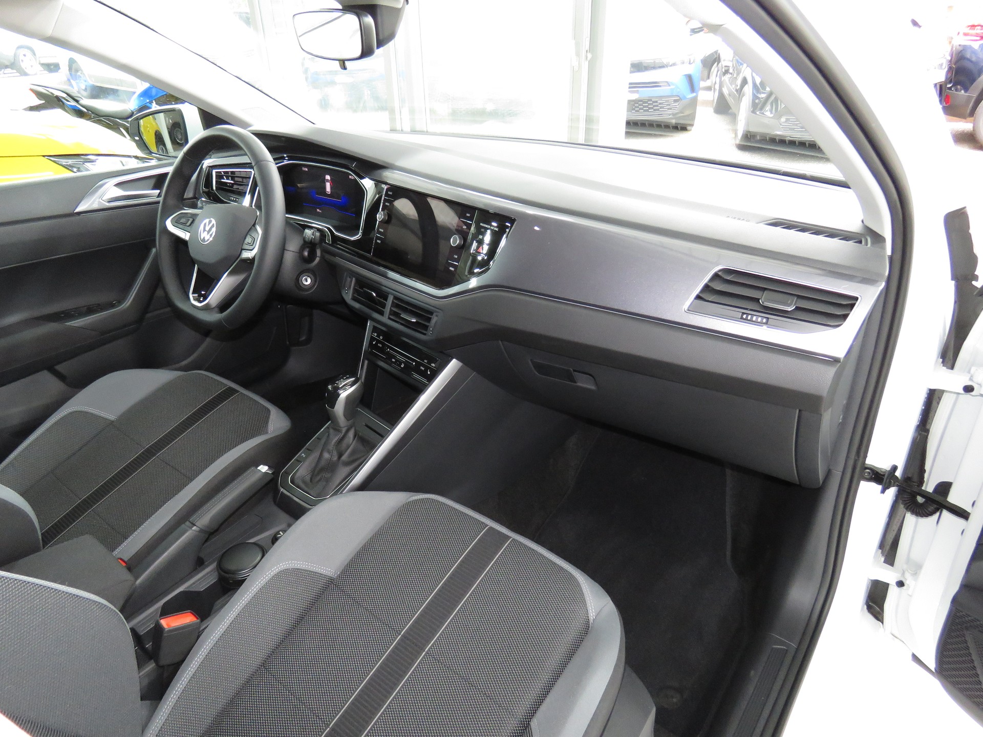 VW Polo 1.0 TSI Style DSG (Automat)-image-12