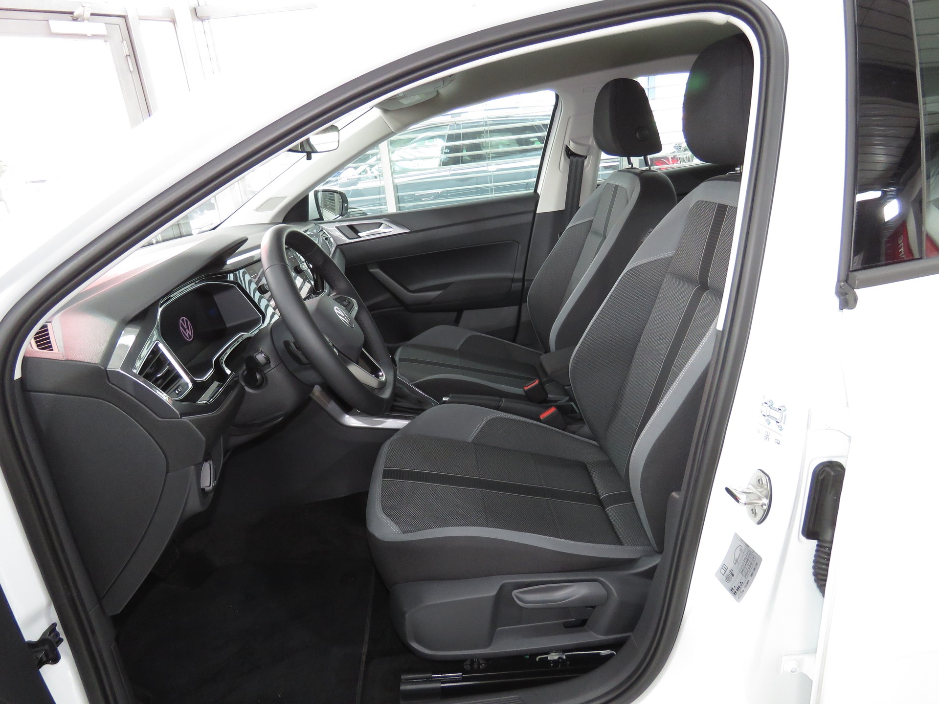 VW Polo 1.0 TSI Style DSG (Automat)-image-7