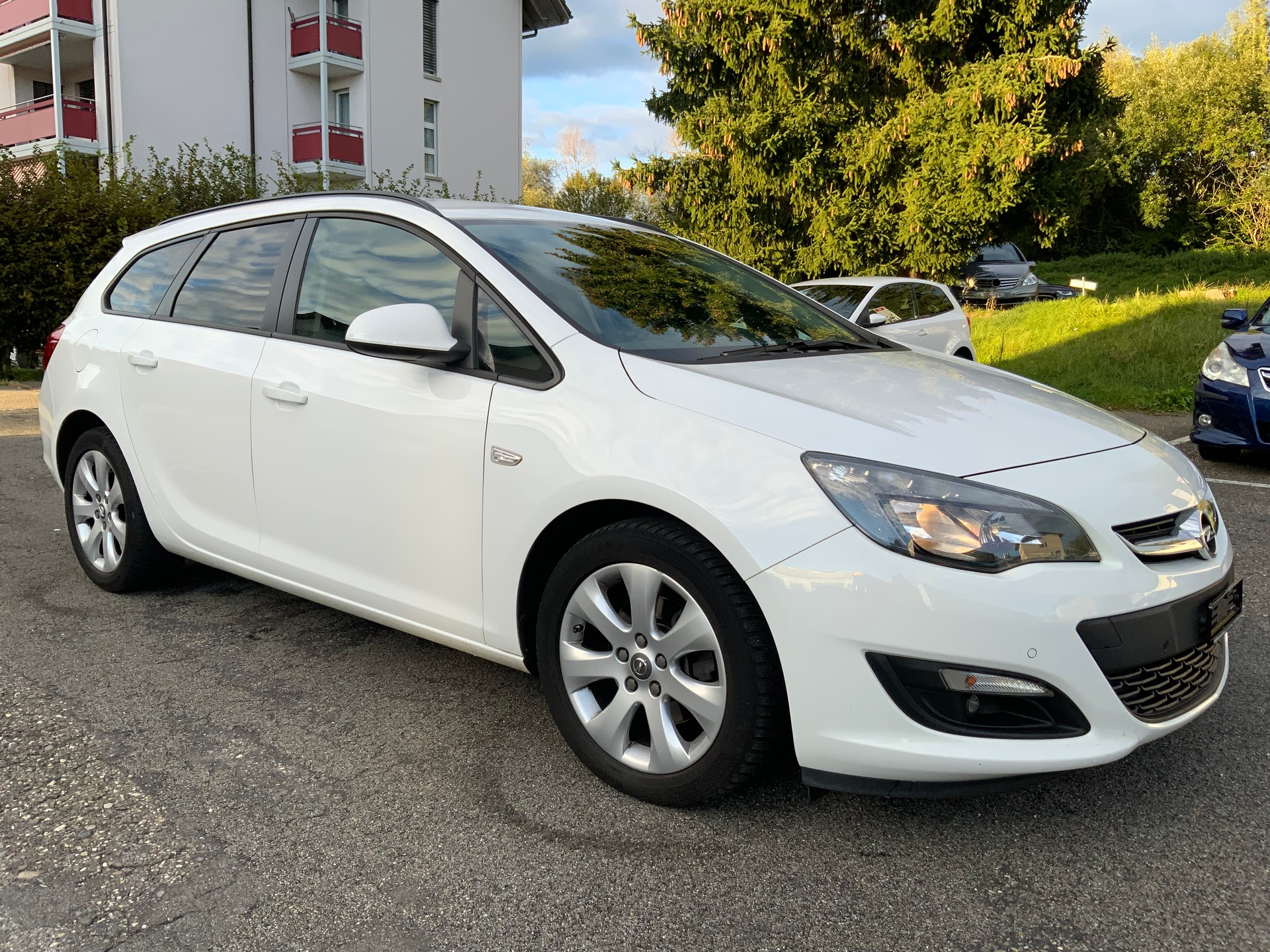OPEL Astra SportsTourer 1.6 CDTi ecoFLEX Drive-image-2