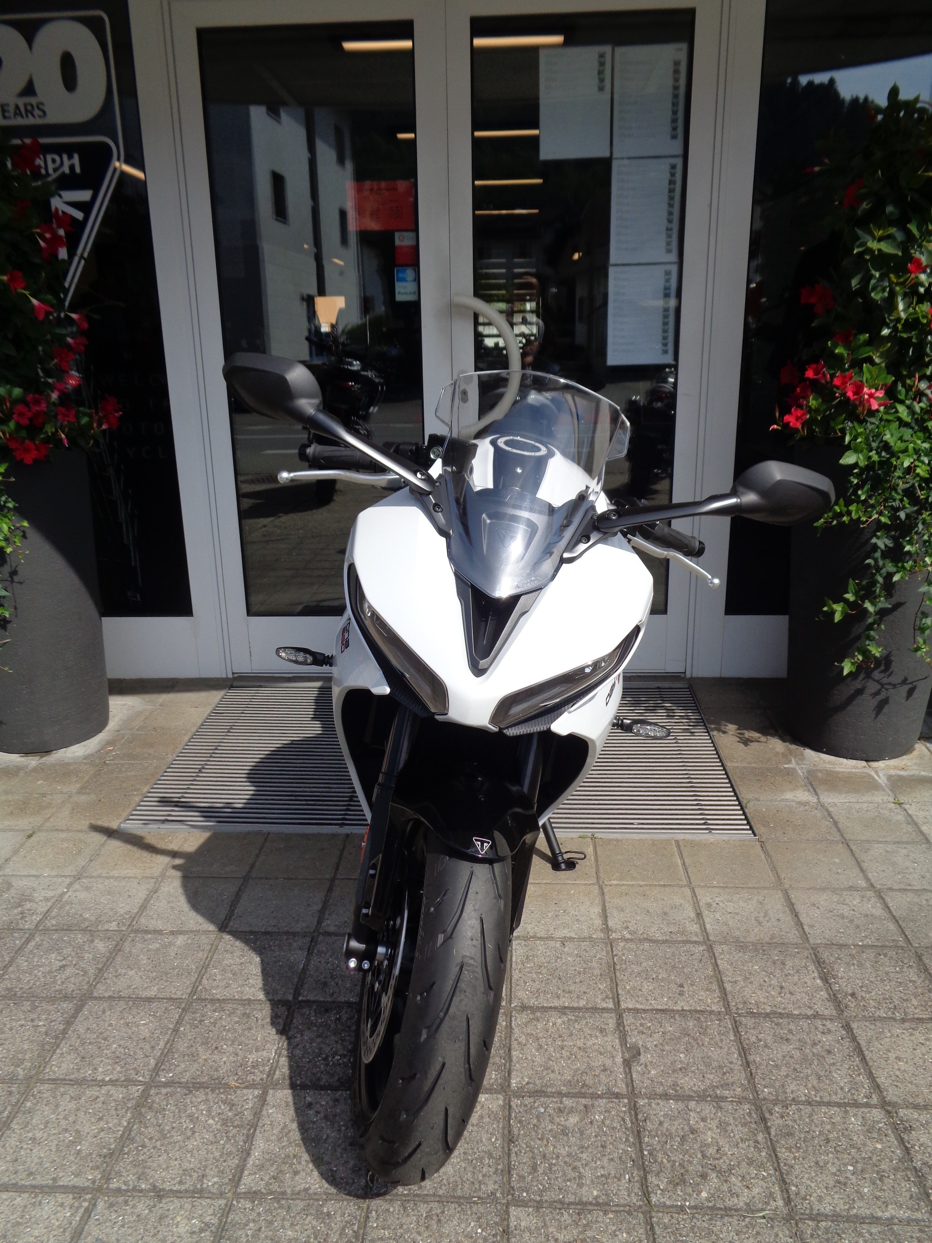 TRIUMPH Daytona 660 (35kW)-image-4