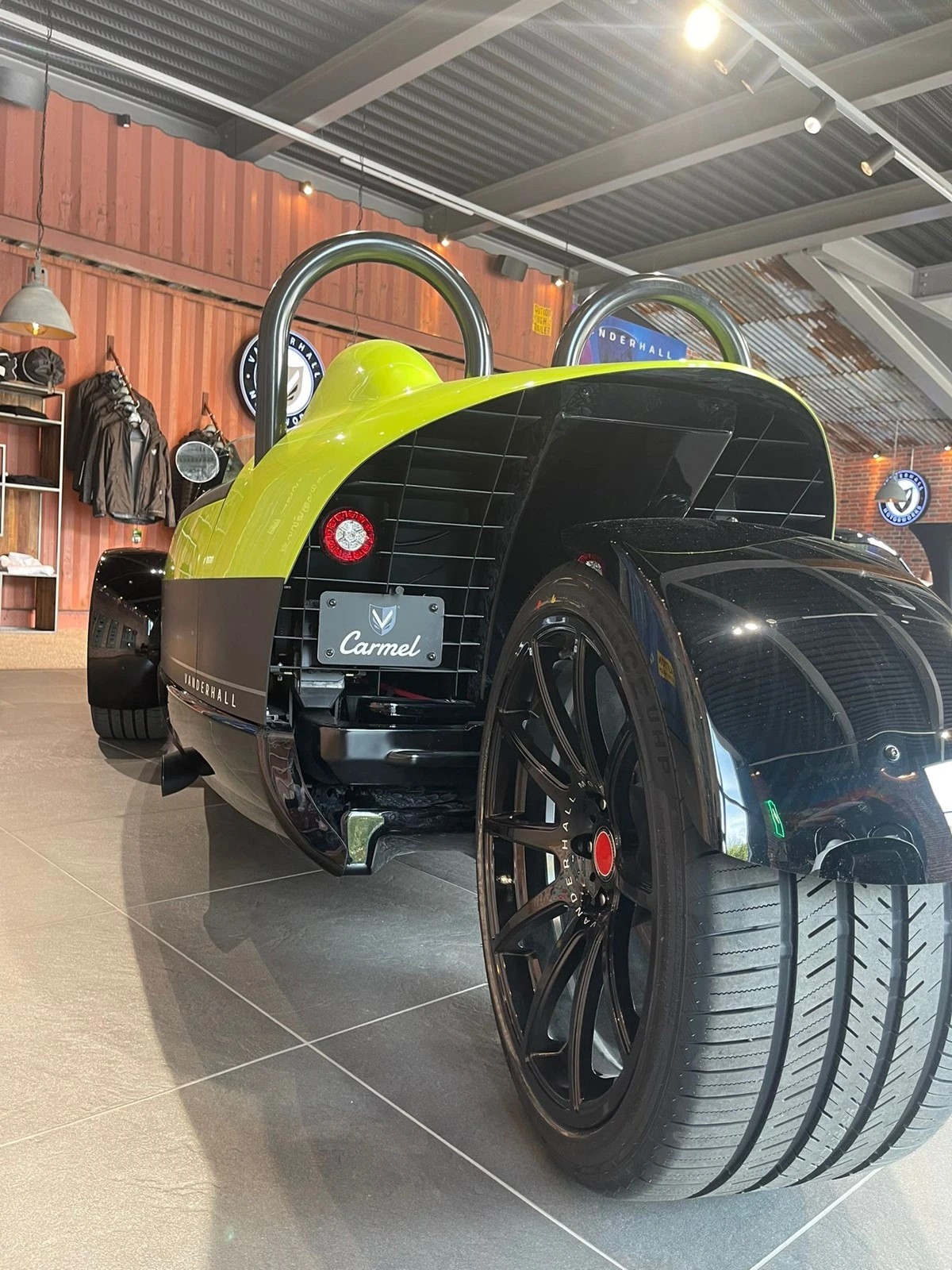VANDERHALL Carmel Black Jack-image-8