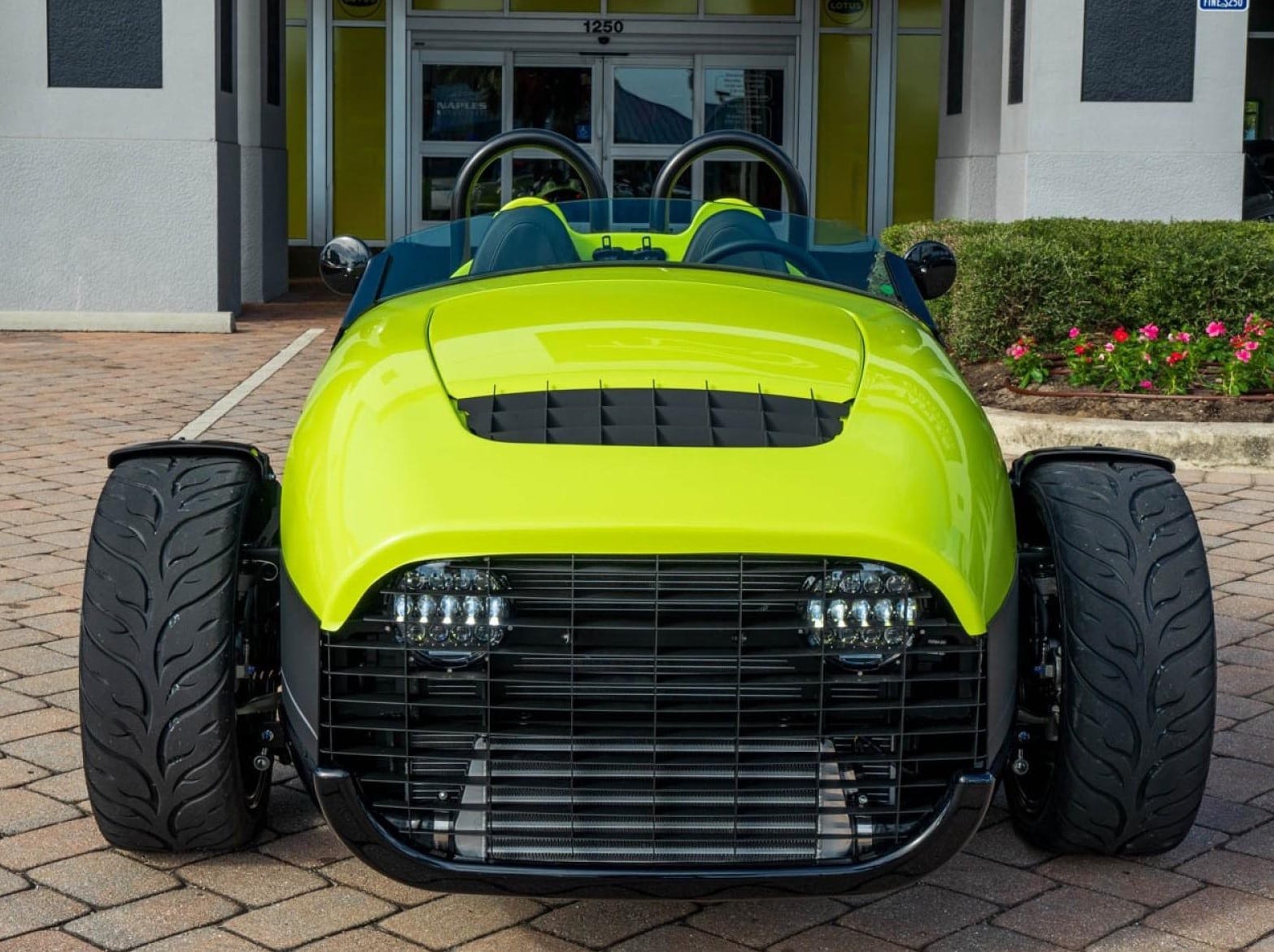 VANDERHALL Carmel Black Jack