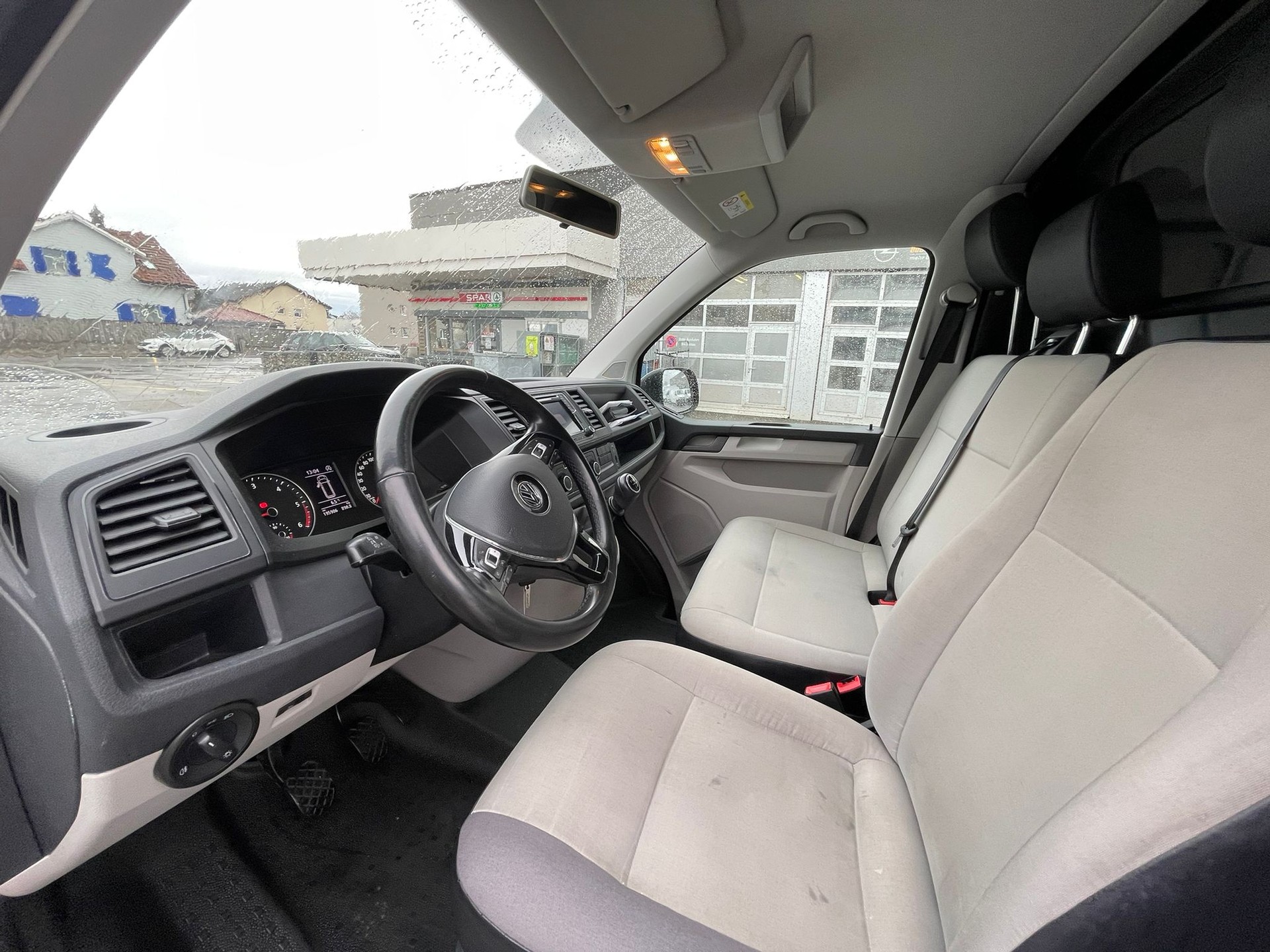 VW T6 2.0 TDI Euro 6-image-9