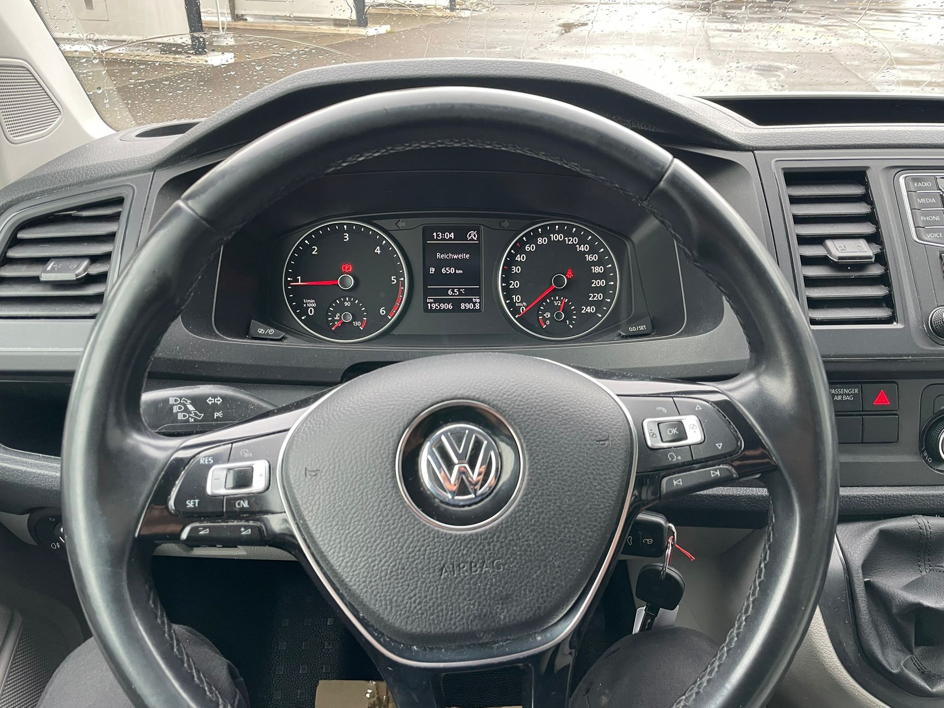 VW T6 2.0 TDI Euro 6-image-10